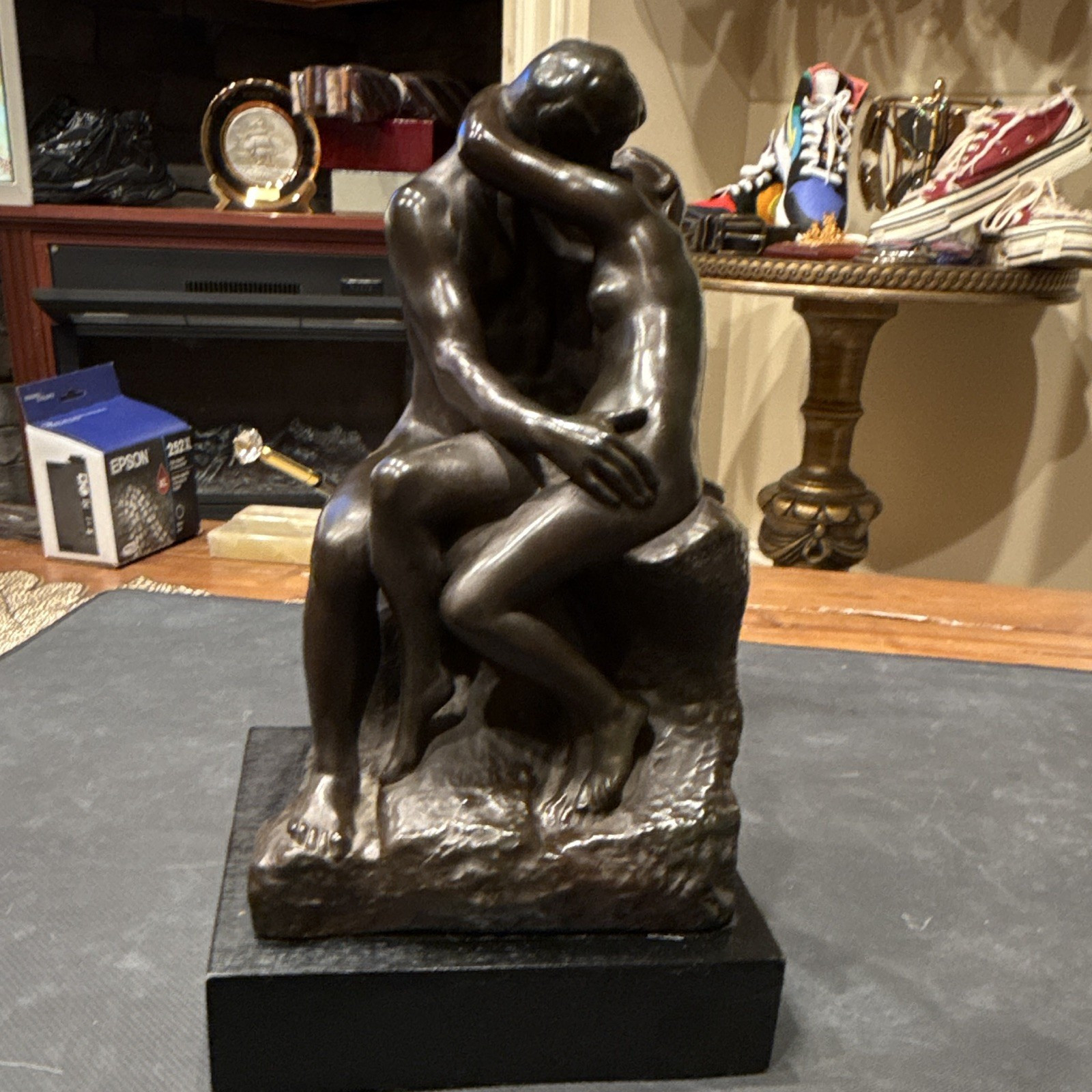 Alva Museum Replicas Bronze Metal Couple Embracing Sculpture 13 in Art Decor