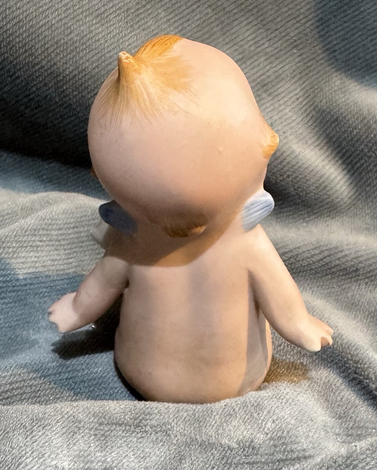 VINTAGE ROSE O’NEILL KEWPIE FIGURE WITH WHITE CAT ON LAP MADE IN GERMANY