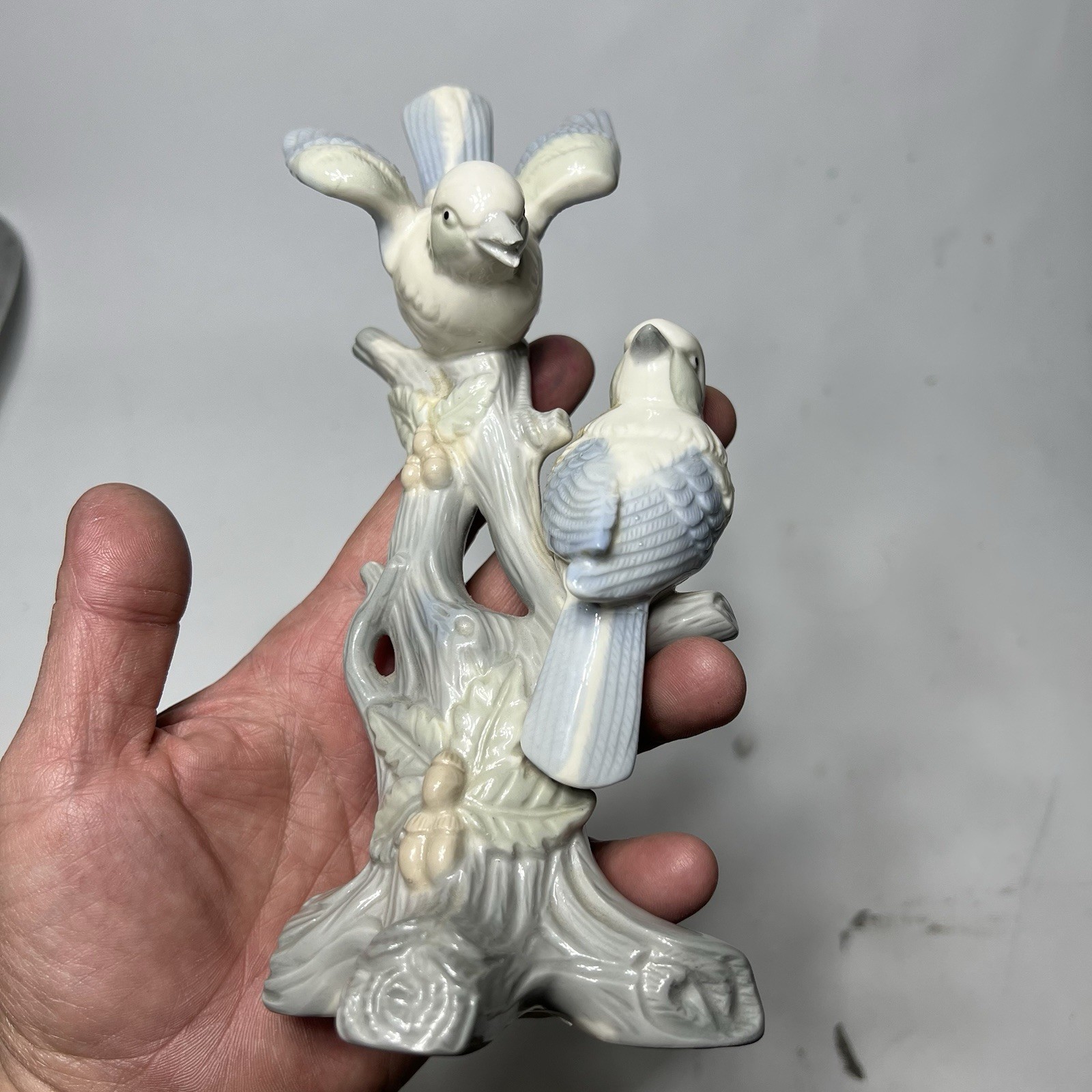Vintage Artmark Blue Jay Bird Ceramic Figurine Baby Birds Nest