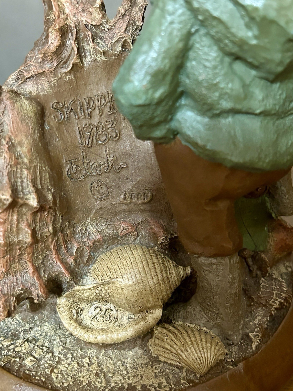 1983 Tom Clark – SKIPPER Sea Captain Gnome With Lg Seashell Figurine 8″ Tall #25
