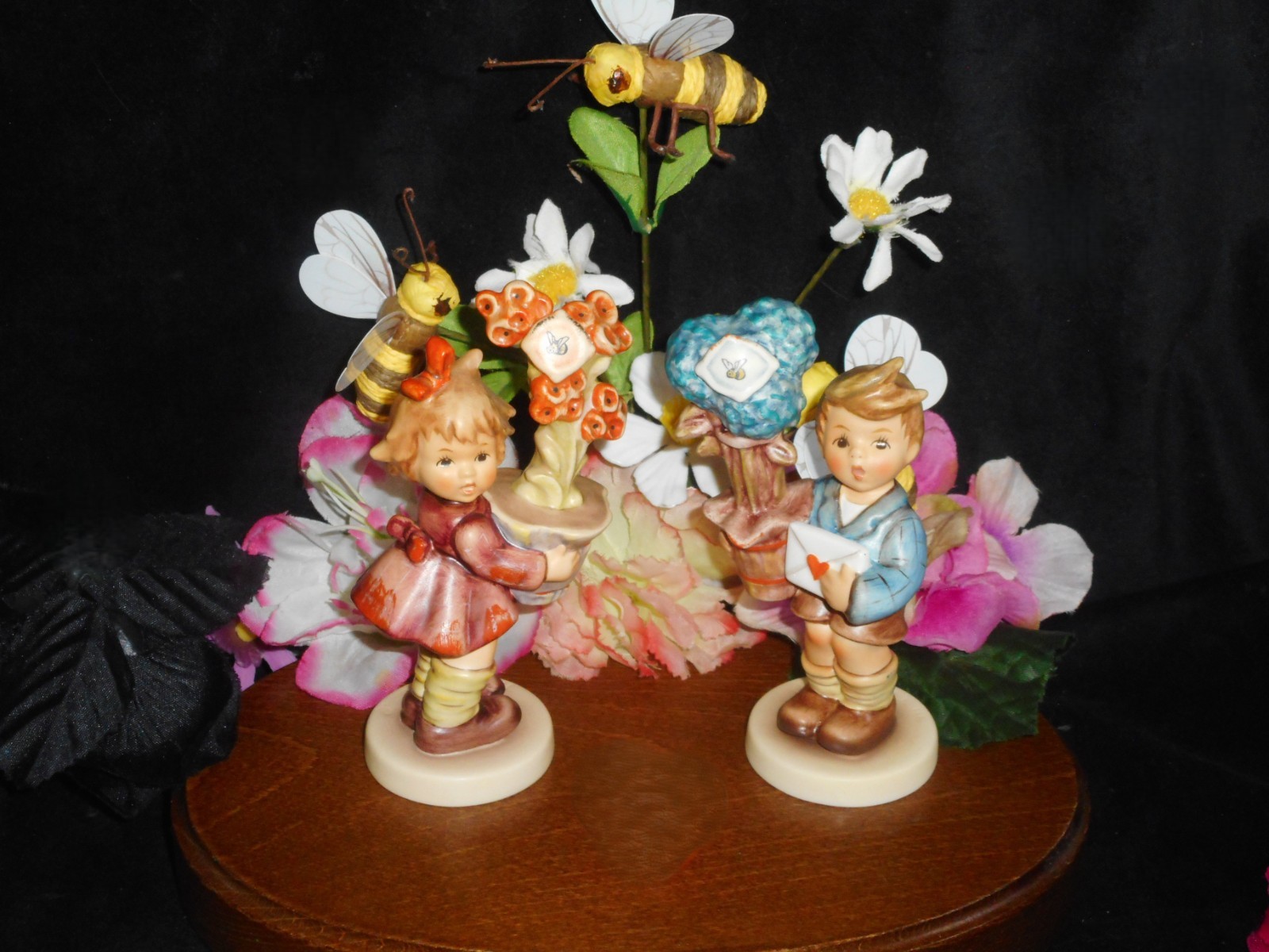 HUMMEL FIGS FLOWERS & BUMBLEBEES 540 BEST WISHES SPEC EVENT 1997 & 539 GOOD NEWS