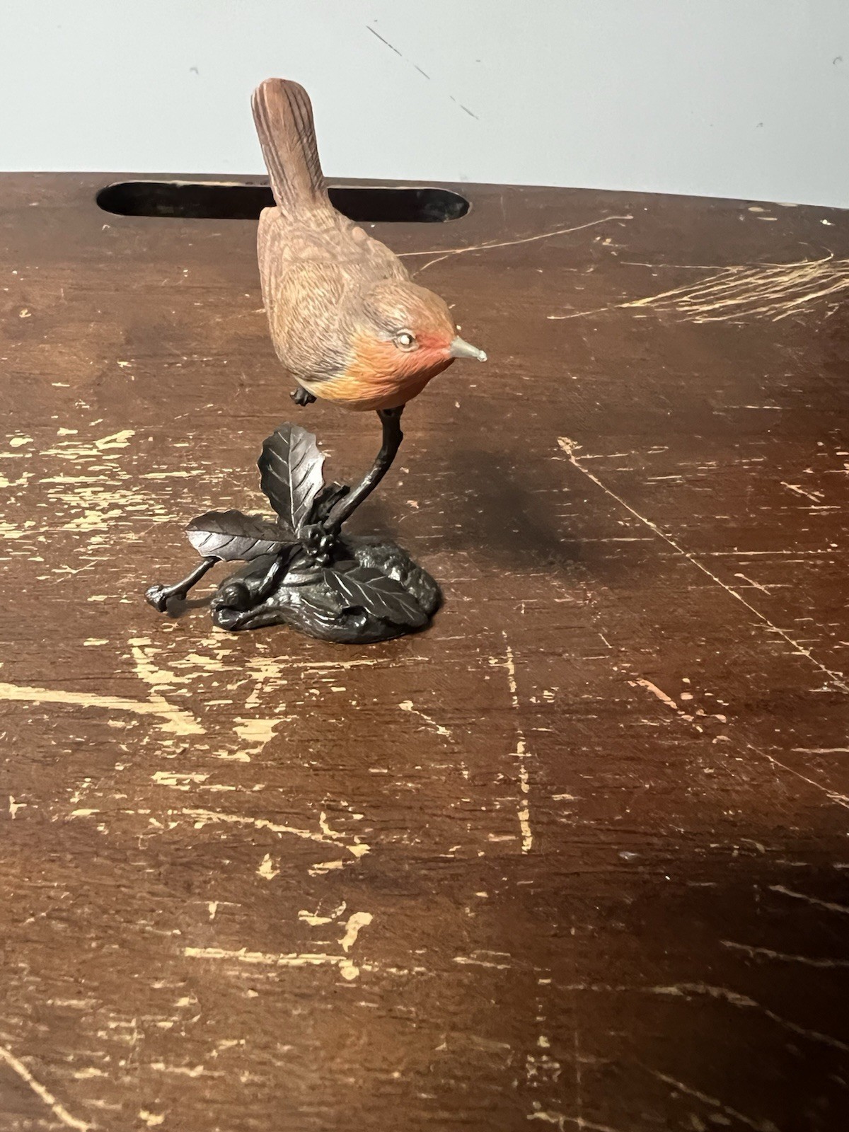 Vtg Border Fine Arts Scotland Robin on Metal Holly Branch Figurine Hand Painted