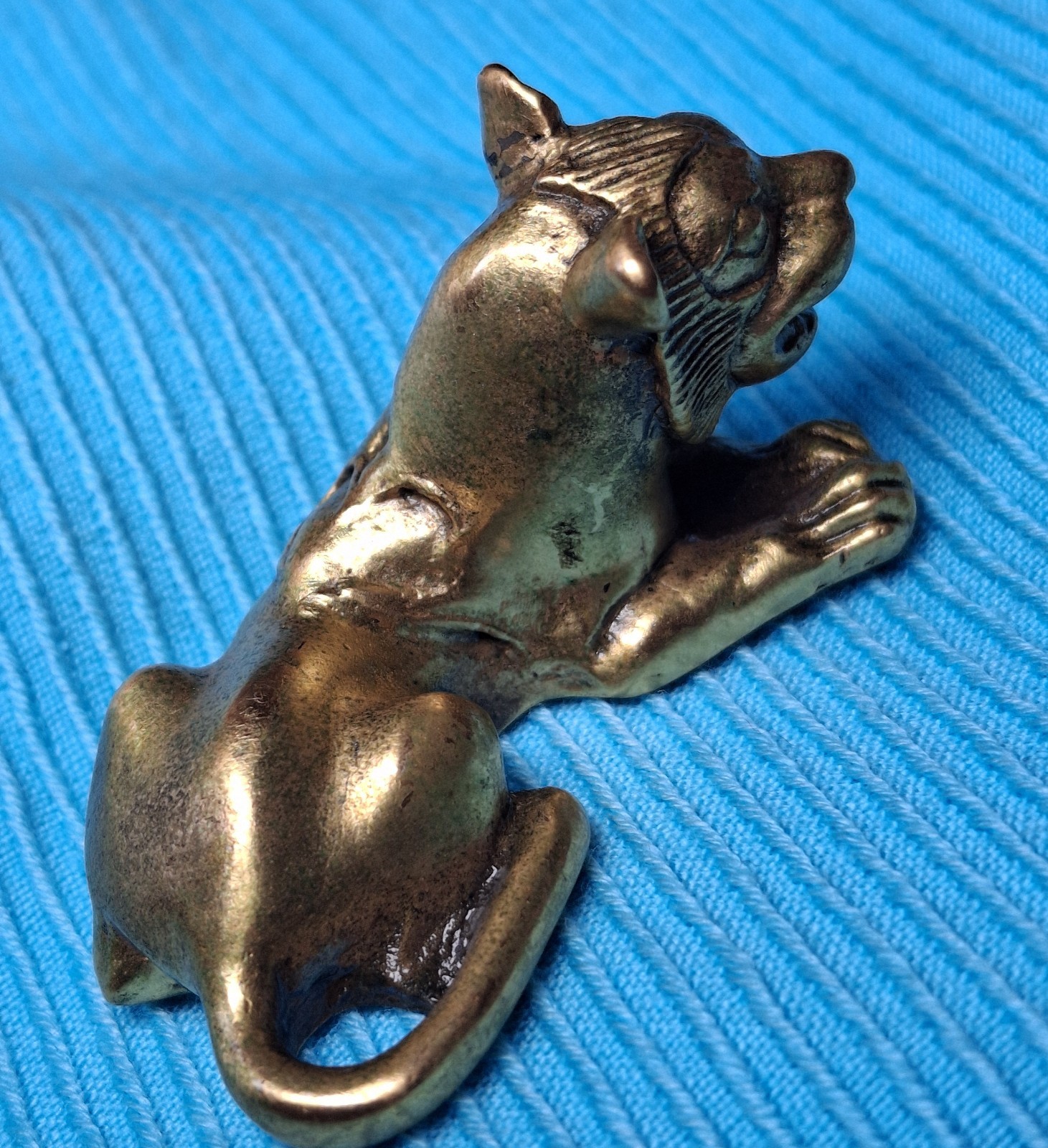 1990 MMA Metropolitan Museum Of Art Gold-Toned Metal King Tut Lion Figure