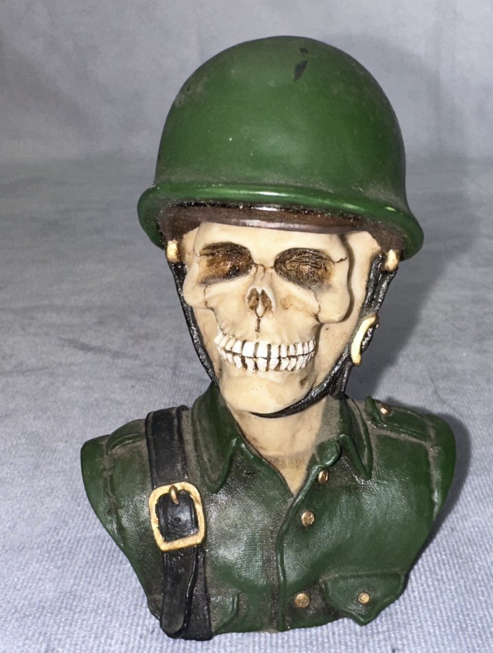 Vintage 1996 Skeleton Skull Army Bust Resin 4” Figurine Summit Collection-PREOWN