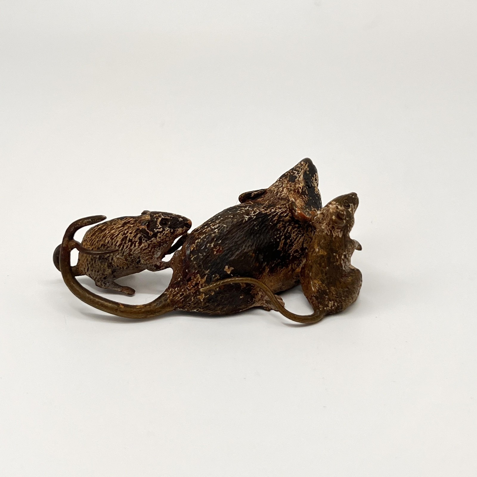 Antique Vienna Bronze Mouse Family Group Cold Painted Geschutzt Depose Austria