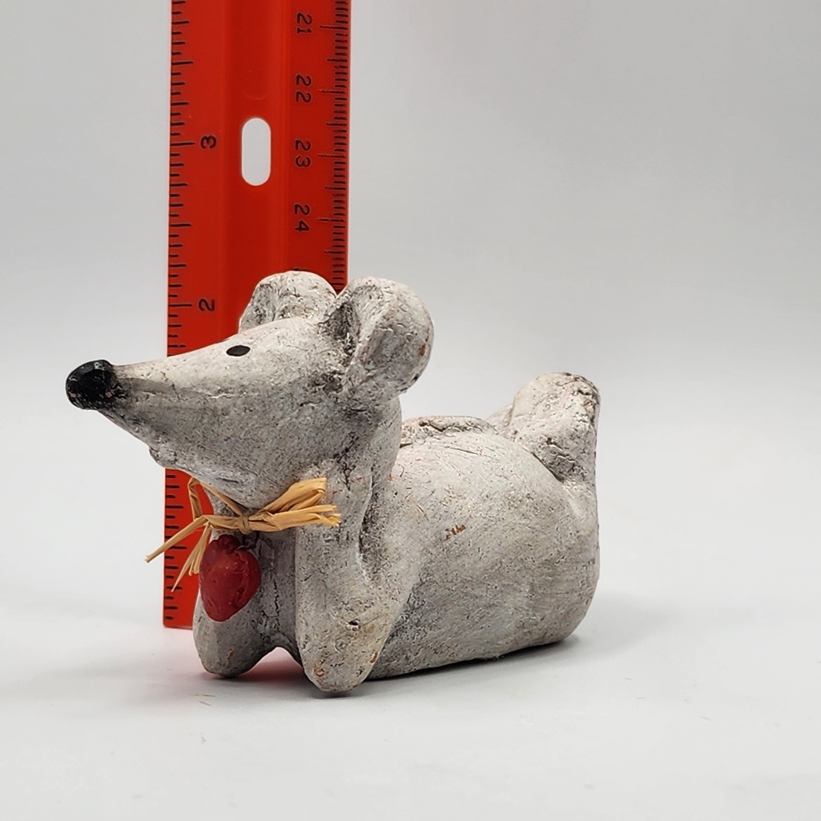 Stone Pottery Love Valentine’s Mouse Heart Composite Stone 4.5 Inches Long