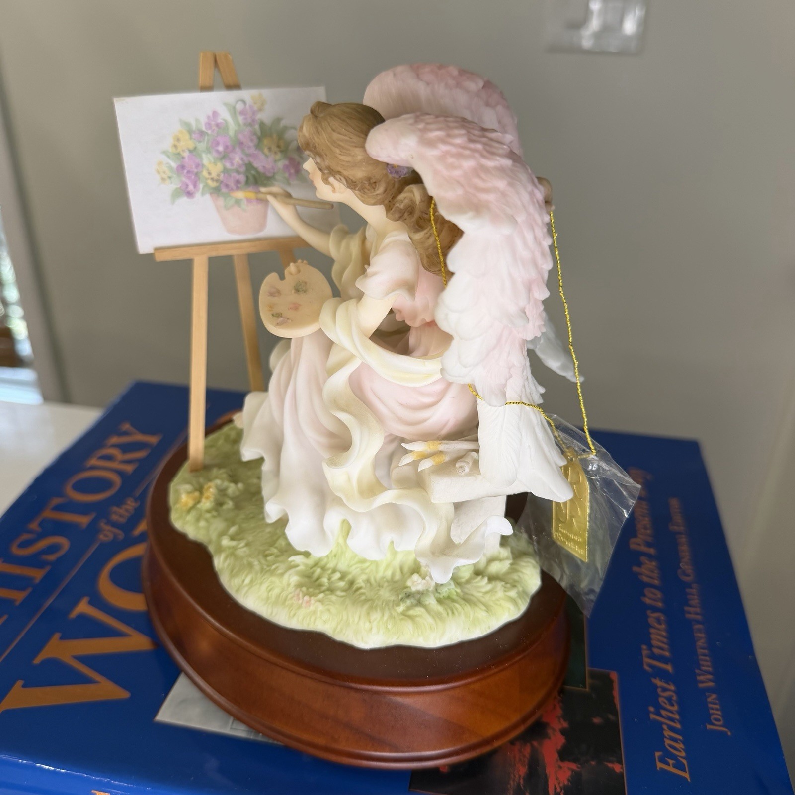 seraphim classics Roman Inc Andrea Angel Painting Music Box