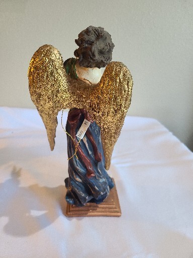 Beautiful Vintage Winged Angel With Violin 11 Inches Tall