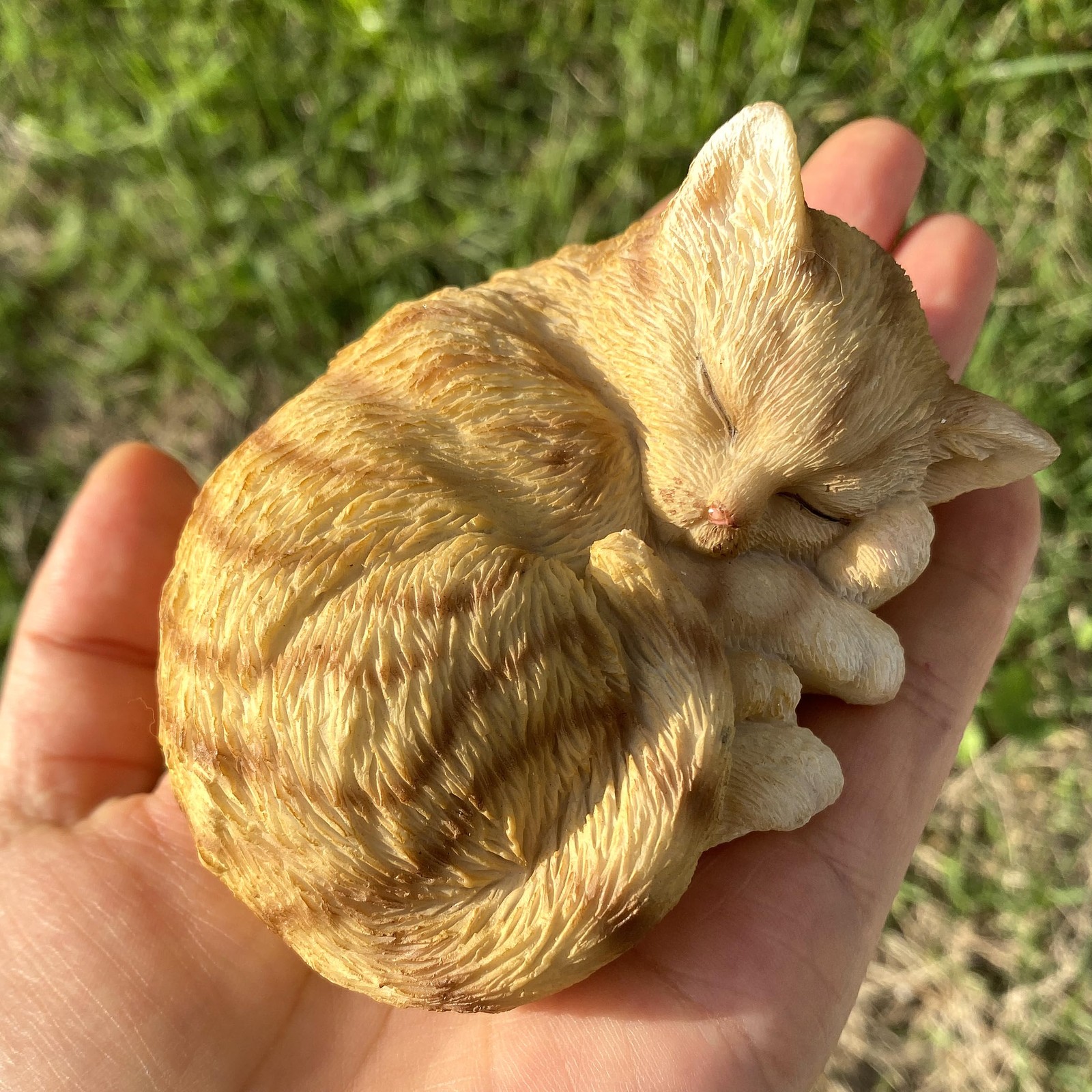 Mini Resin Orange Tabby Cat Statue Simulated Sleeping Kitten Sculpture Figurine