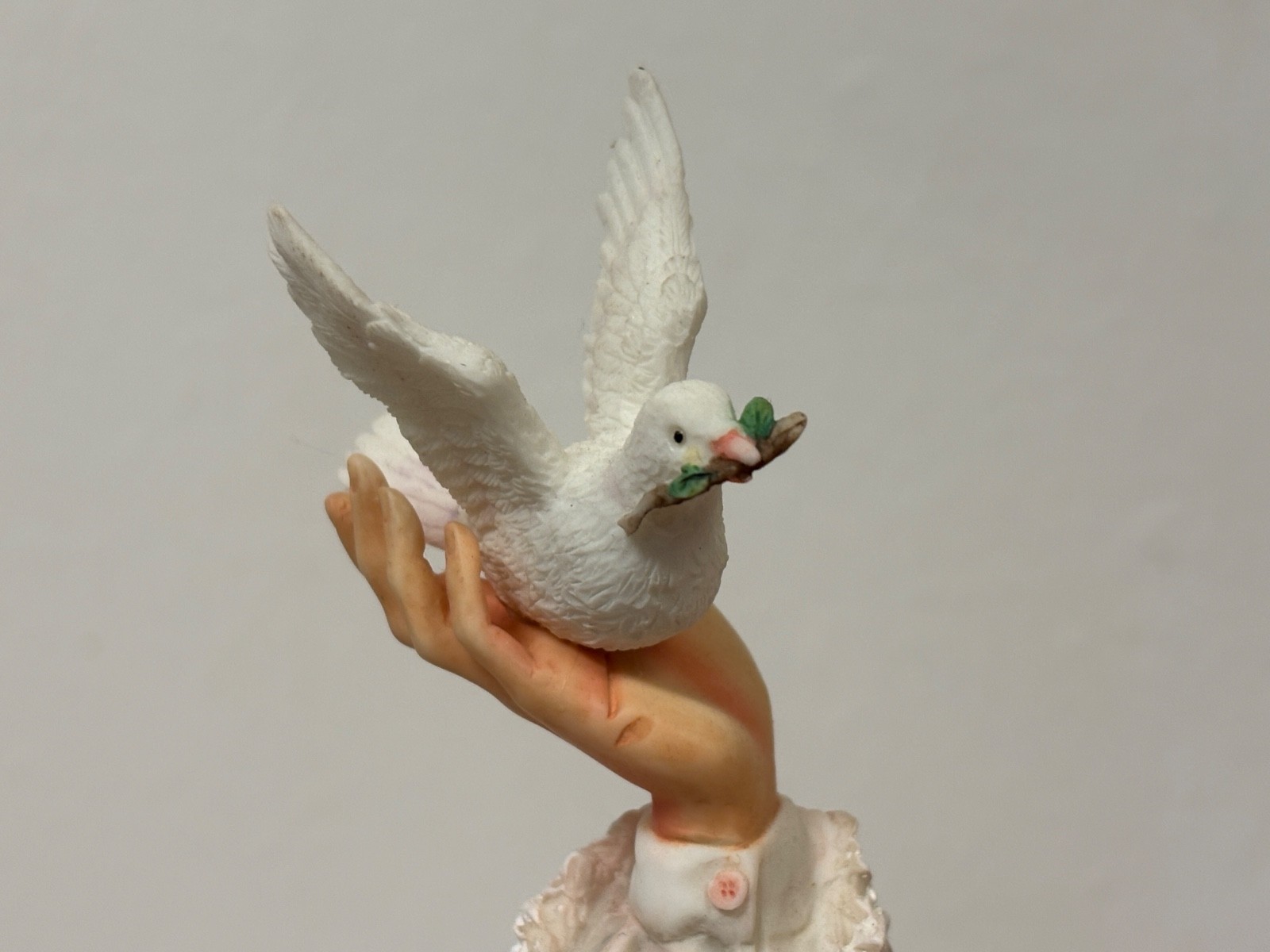 Home Interiors “Believe in Miracles Santa Claus” Figurine W/Box