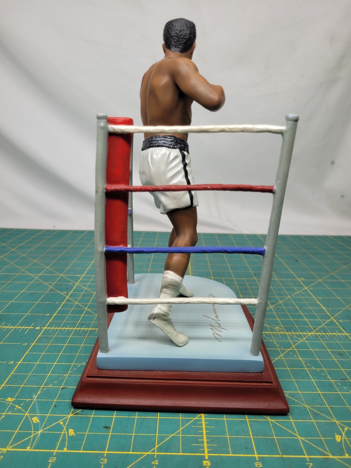 Muhammad Ali Danbury Mint Figurine The Ring 8″ Boxing Figure SEE INFO