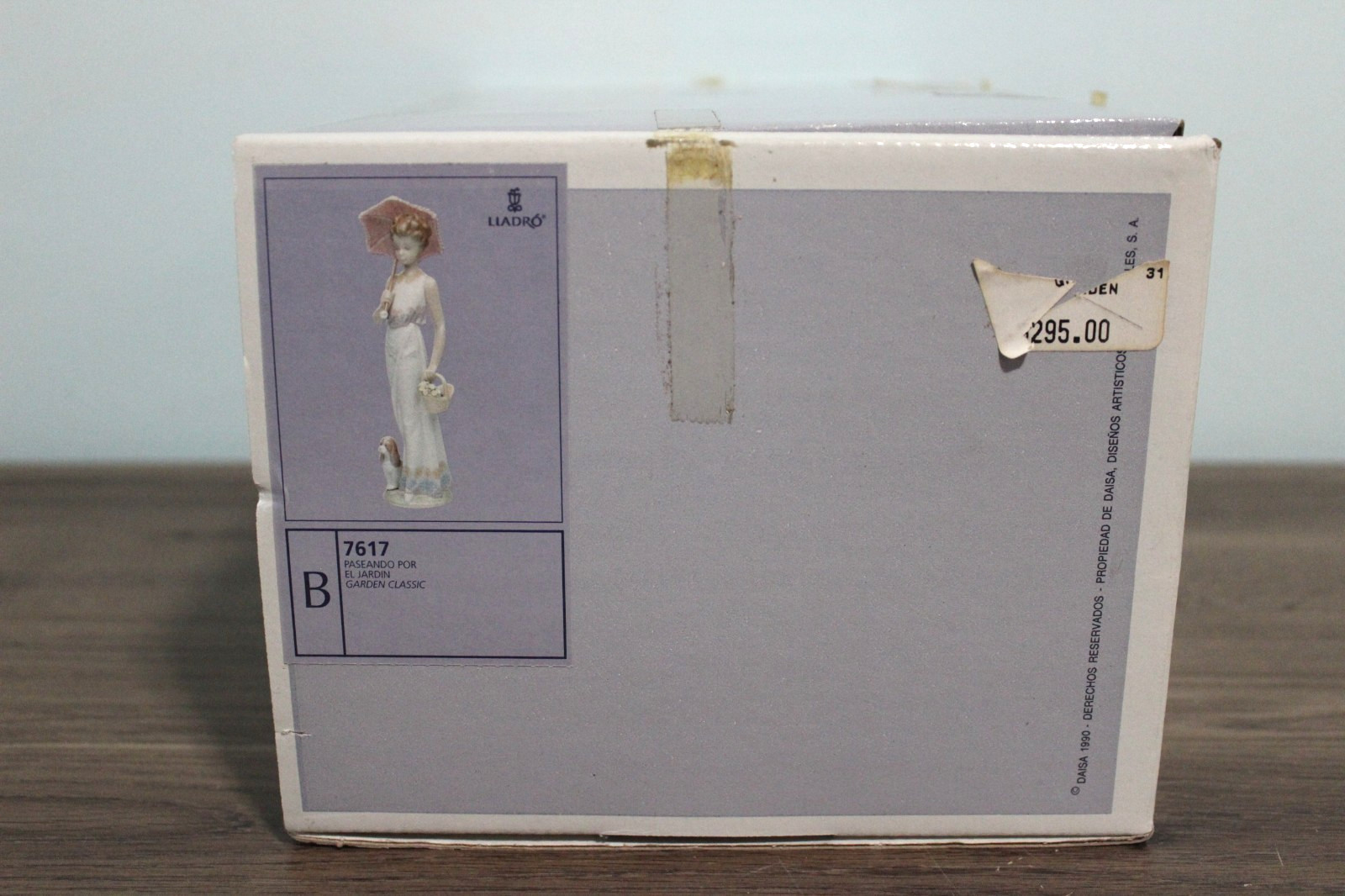 Lladro Figurine Garden Classic #7617 with Original Box – PRISTINE – SEE PICS!