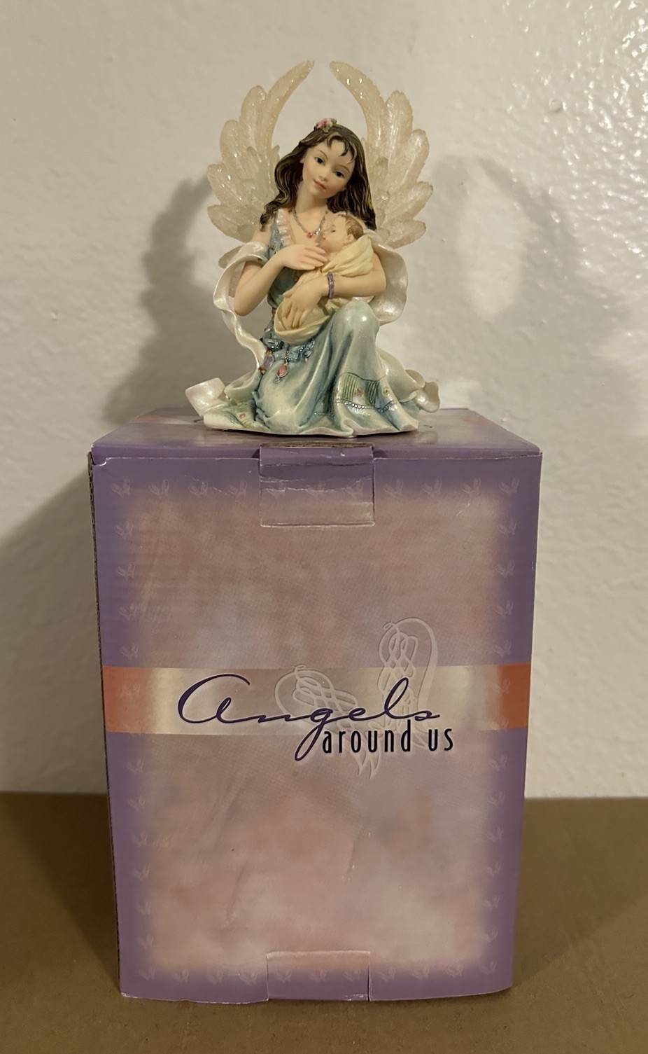 Munro Angels Around Us Collection 2004 “Nurture” AA902 In Box with Styrofoam NEW