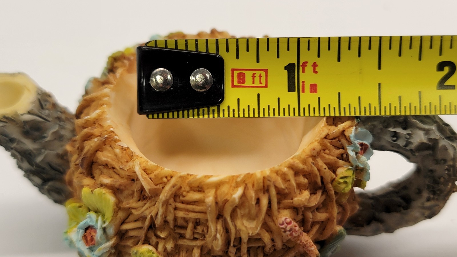 Miniature Polyresin Teapot Shaped Nest Hen with Eggs