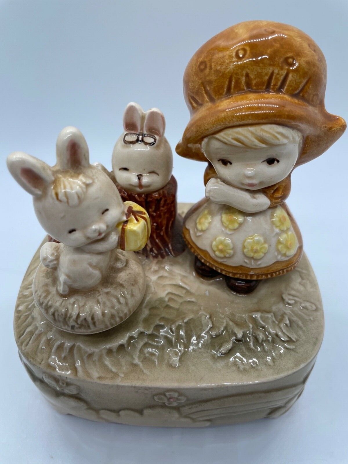 VTG Musical Fine Quality Lego Bunnies w/Girl, Flowers/Rainbow, Japan Rare 5 1/4”