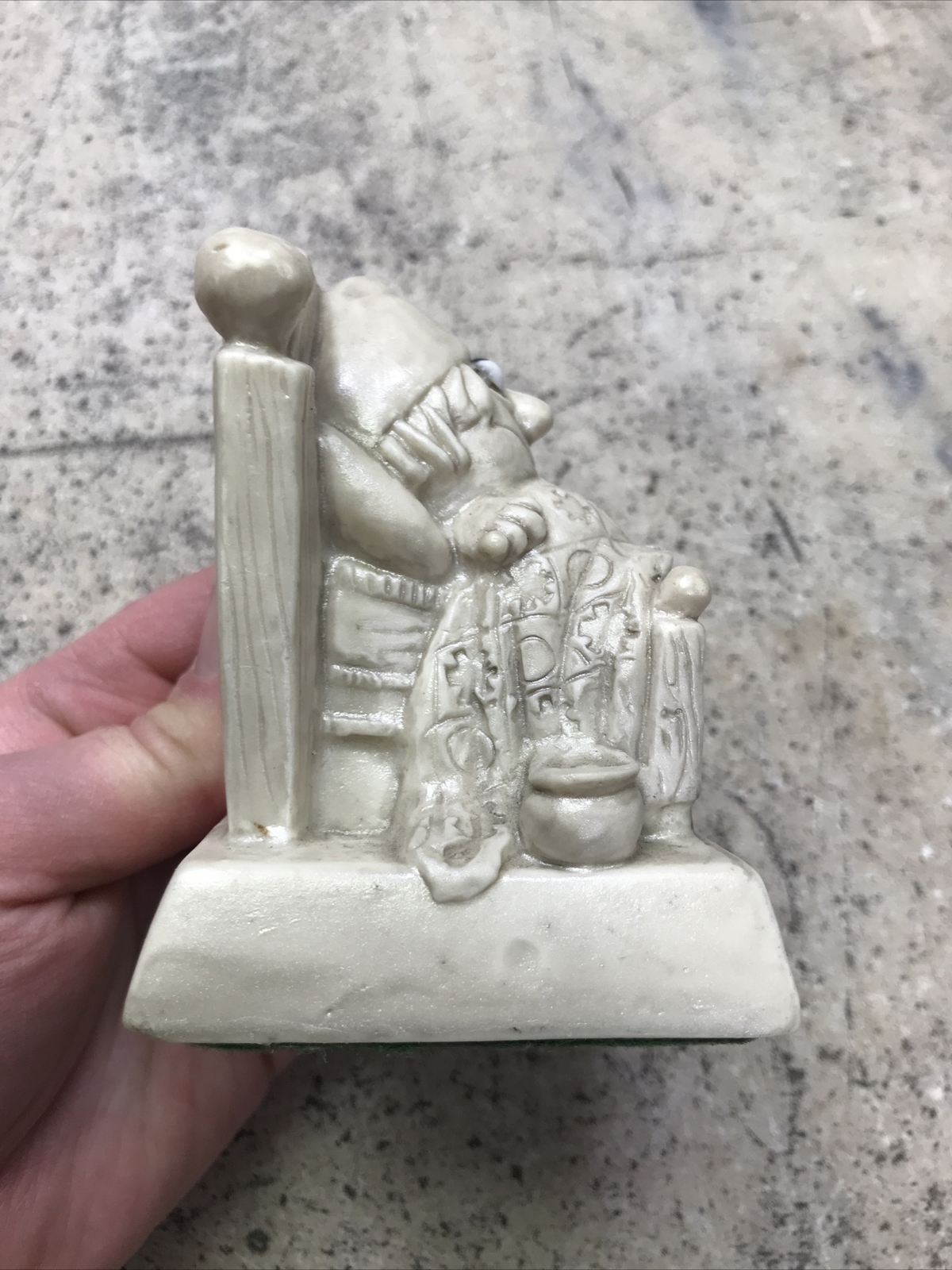 Vintage 1970 “Happiness Is Finding You Under The Covers” Russ Berrie Figurine