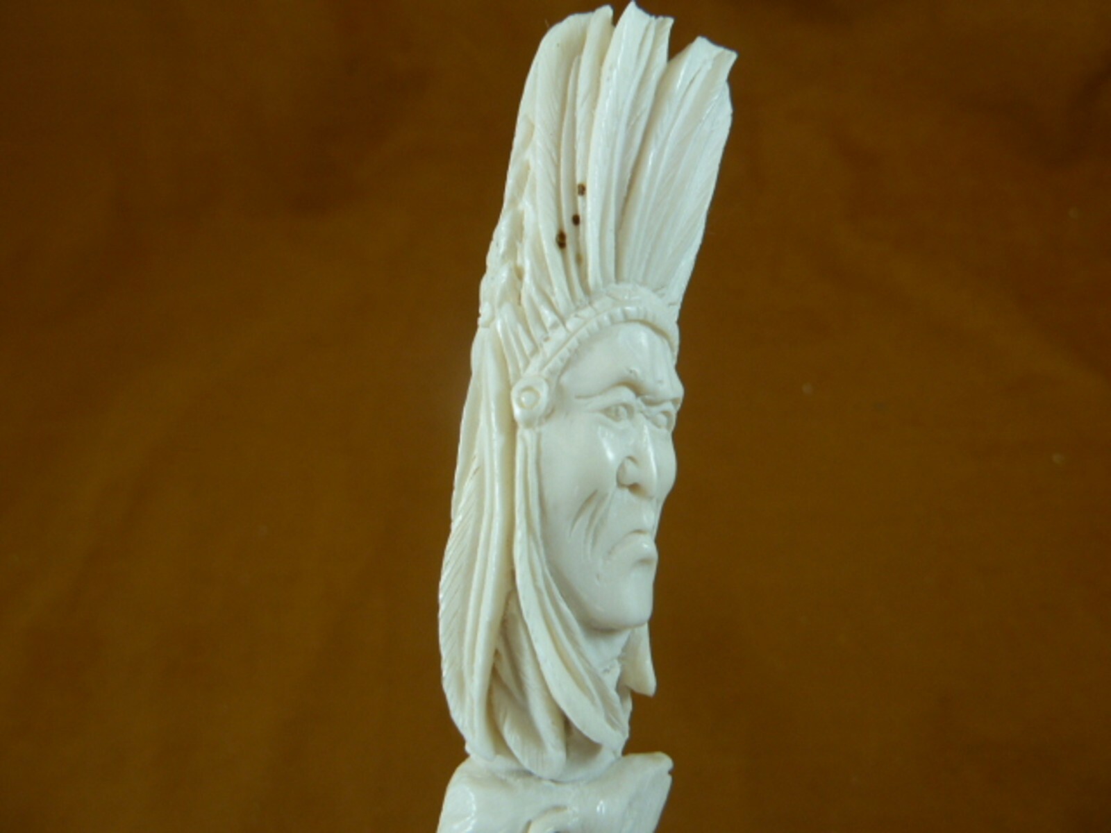 (Native-1) Native American face wolf shed moose antler figurine detailed carving