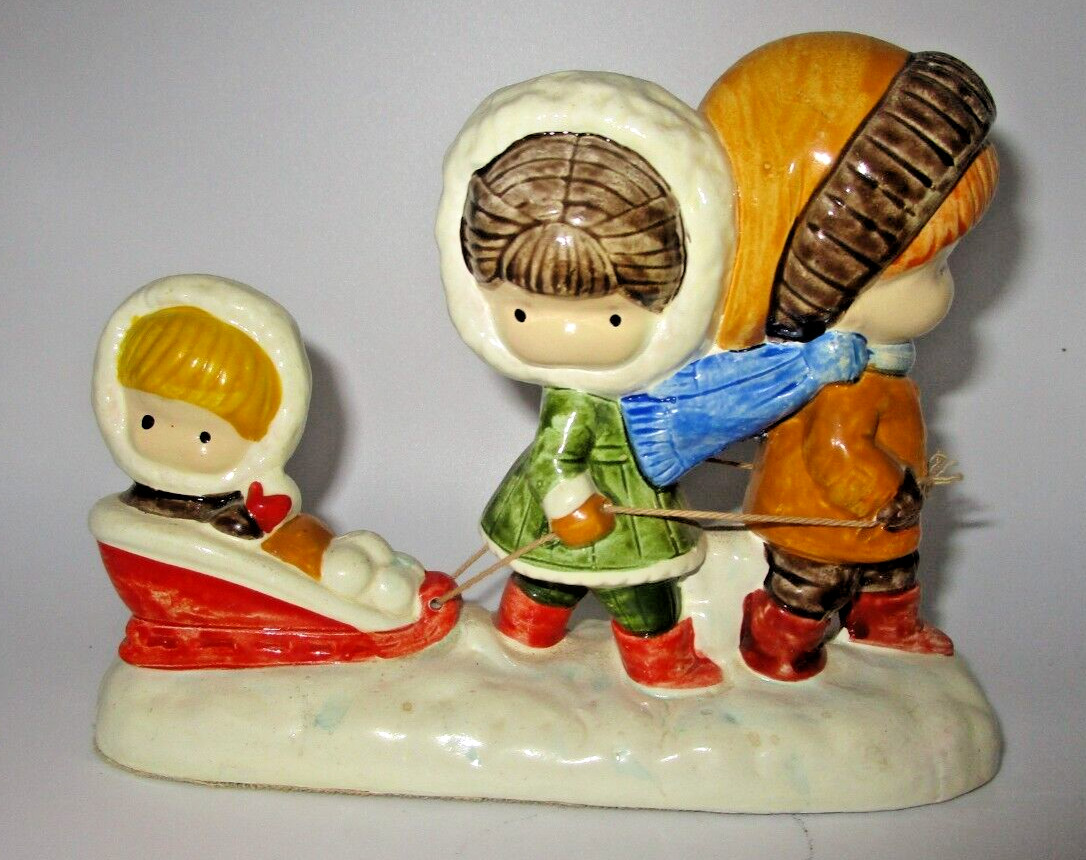 JWA Joan Walsh Anglund Ceramic Figurine 1972 Children Christmas Sled FREE SHIP