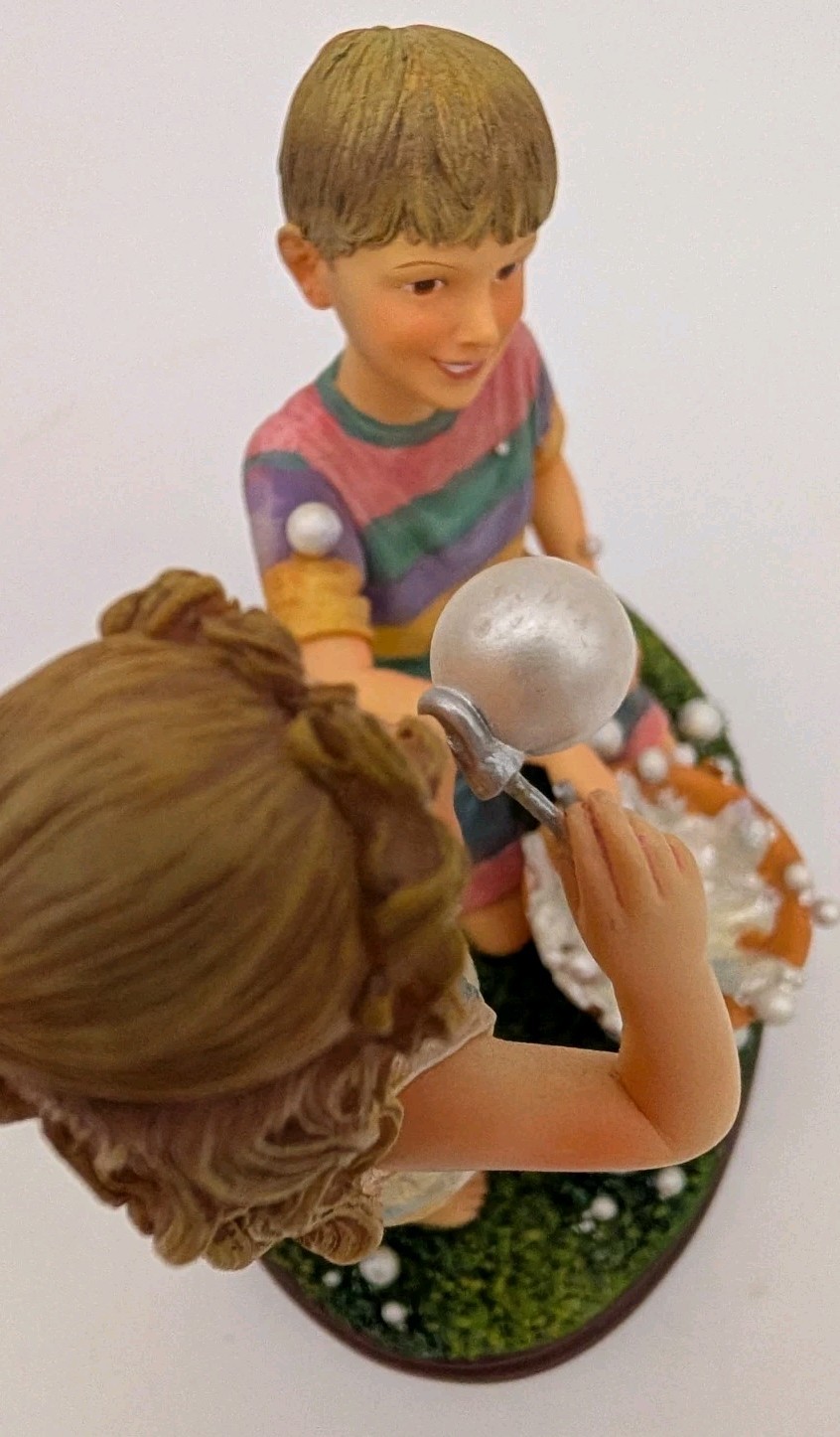 DEMDACO Mama Says… Make Memories “Bubble Trouble” Collectible Figurine 2005 Box