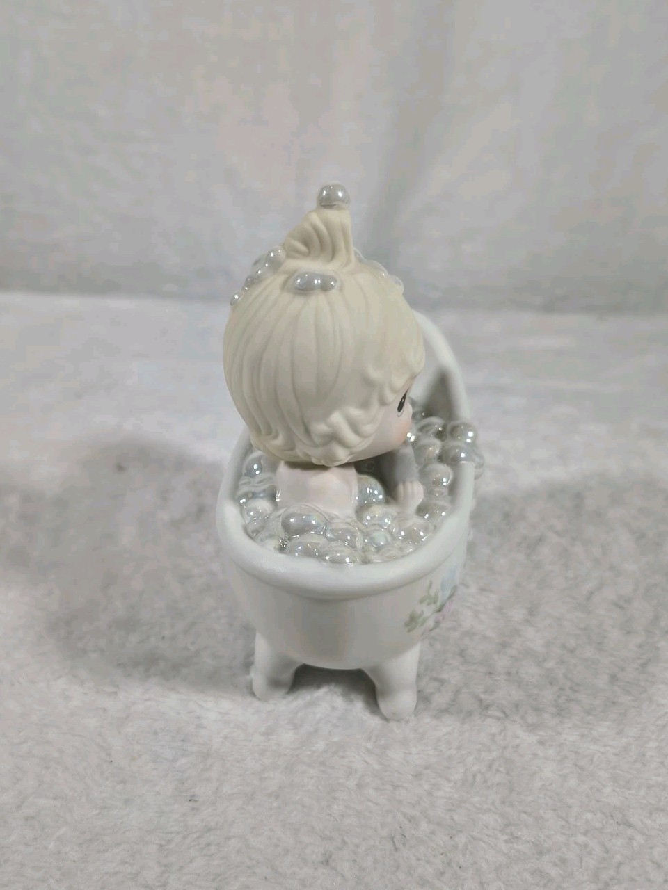 Precious Moments Hand Painted Girl in Bathtub Figurine with Holy Bible #100277