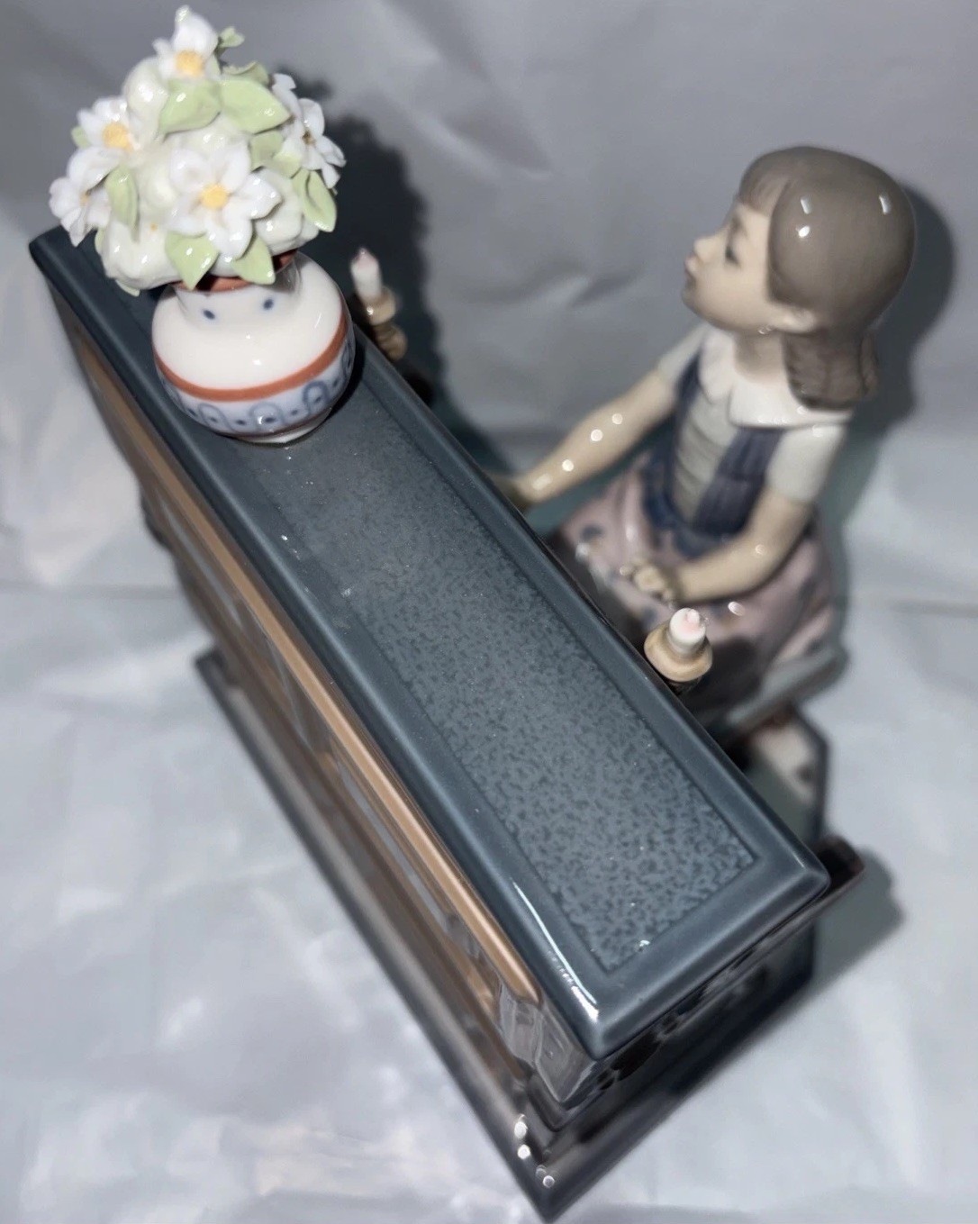 Lladro “Practice Makes Perfect” Porcelain Figure #5462 *READ*