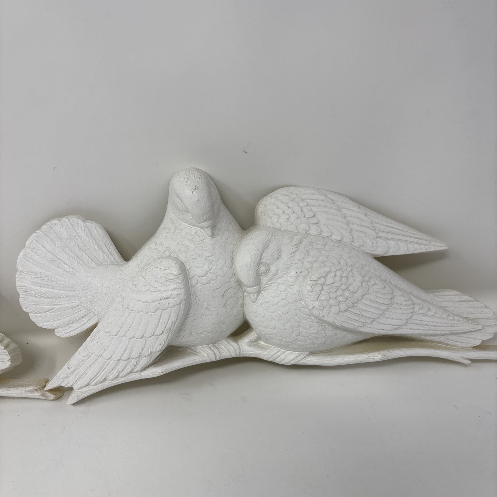 2 Burwood Vintage Wall Hanging Plaque Love Birds Doves Plastic 11″ x 4.5″ 1976