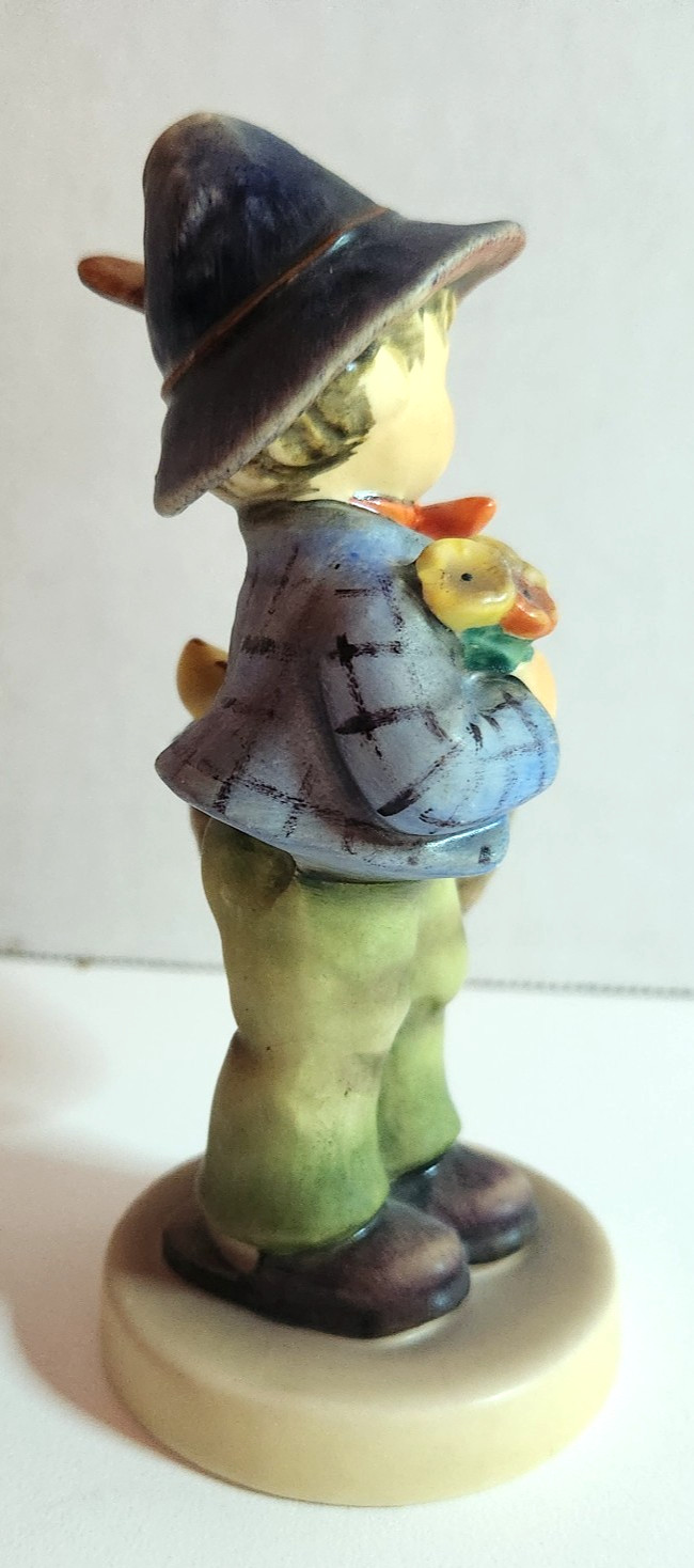 Hummel Goebel Easter Greetings Figurine Boy with Flowers & Basket w/chicks 1971