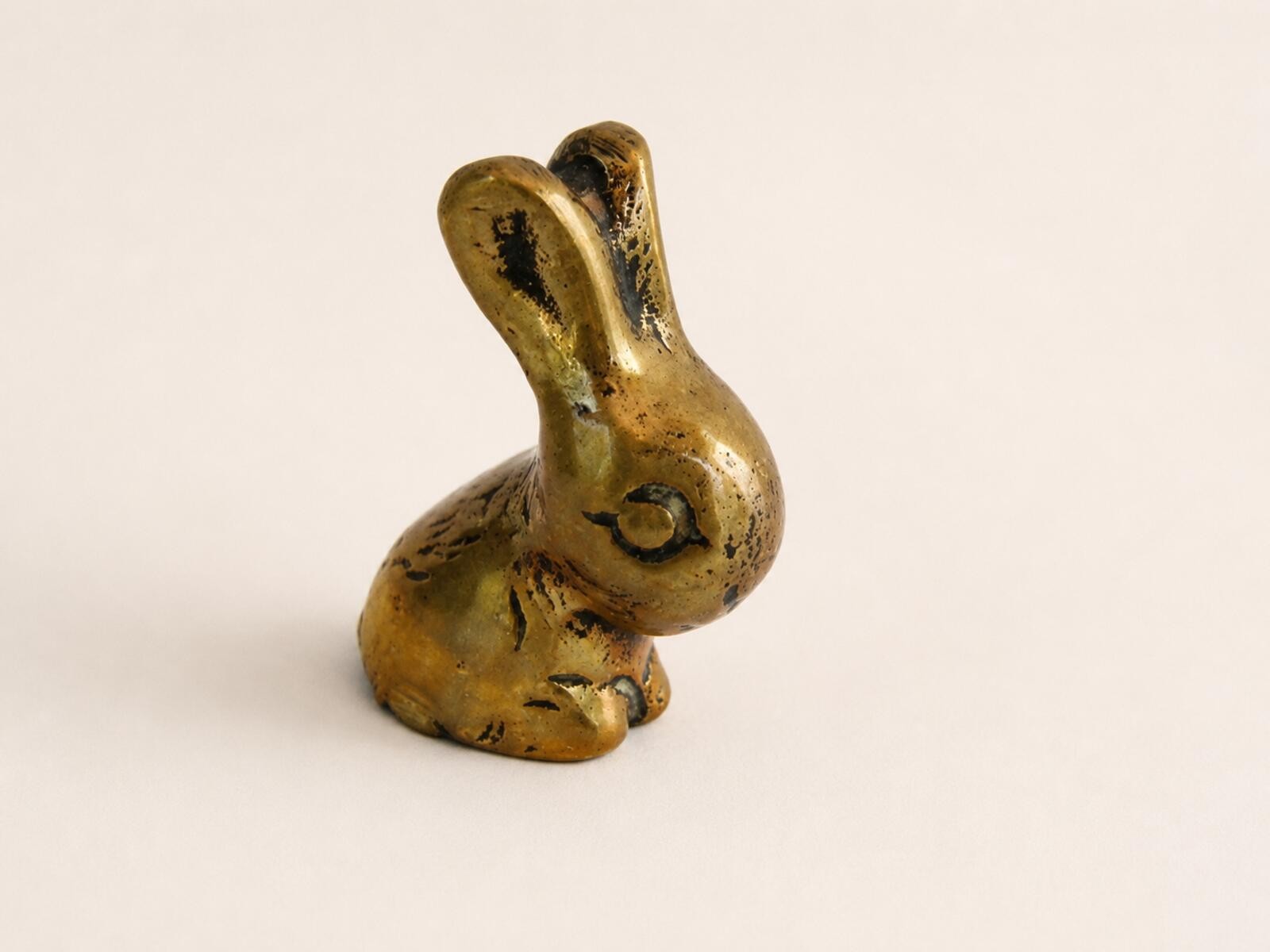 Vintage Heavy Brass Bunny Rabbit Figurine Mini Animal Decor 1.75″