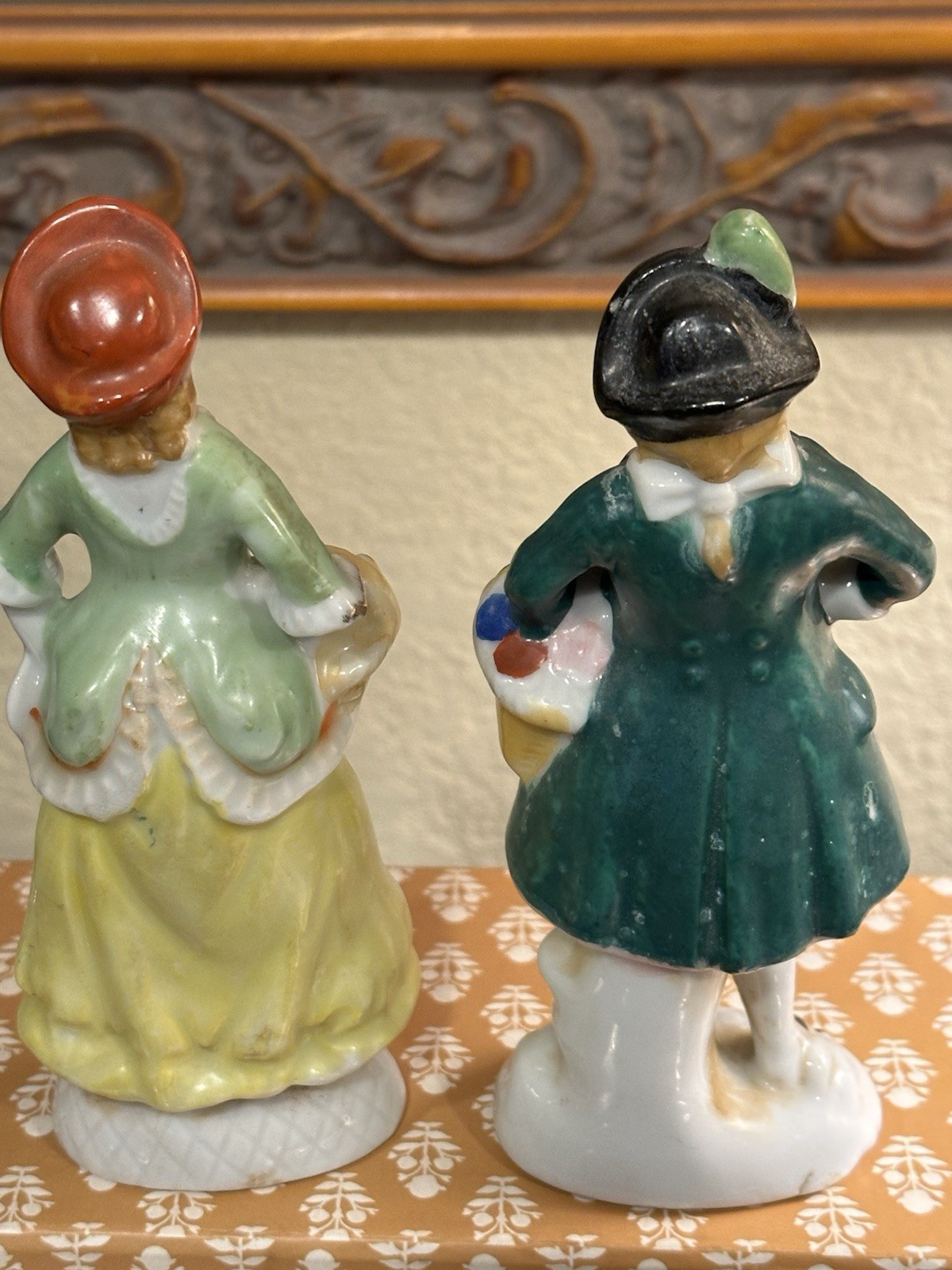 Colonial/18th Century-Man & Woman-Porcelain Figurines-Occupied Japan-1940’s-NICE