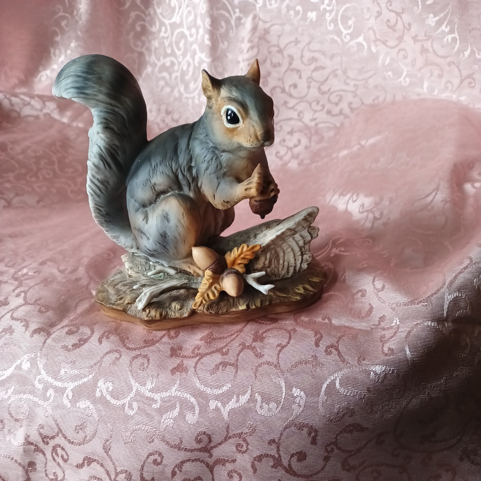 Gray Squirrel Figurine Homco Masterpiece Porcelain 1982