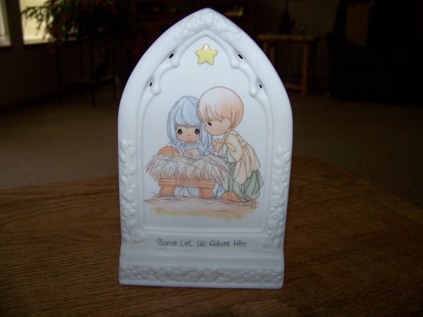 Precious Moments Come Let Us Adore Him Porcelain Church Window Figure vtg 1994