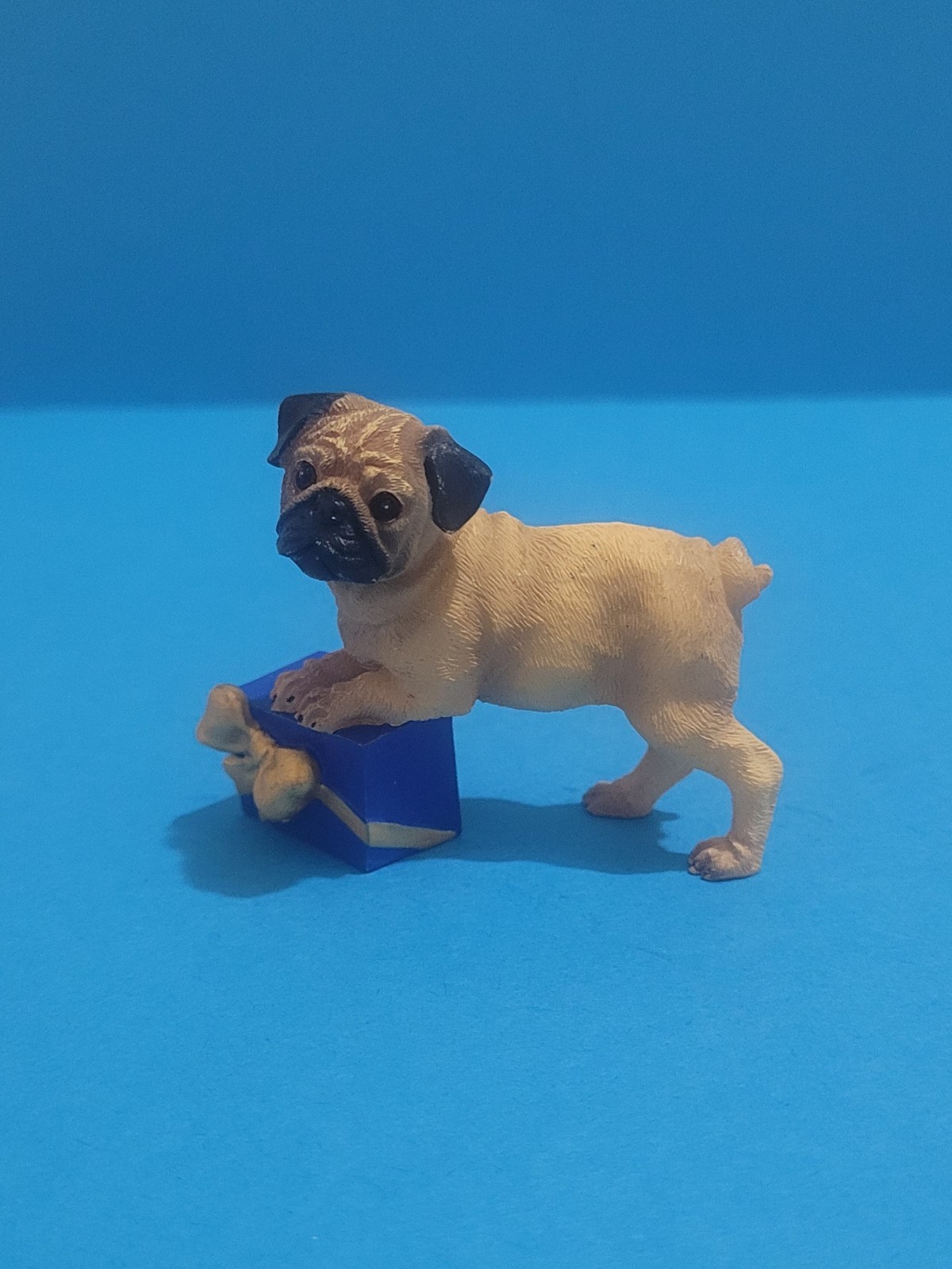 Danbury Mint the miniature figurine collection dog Pug gift box