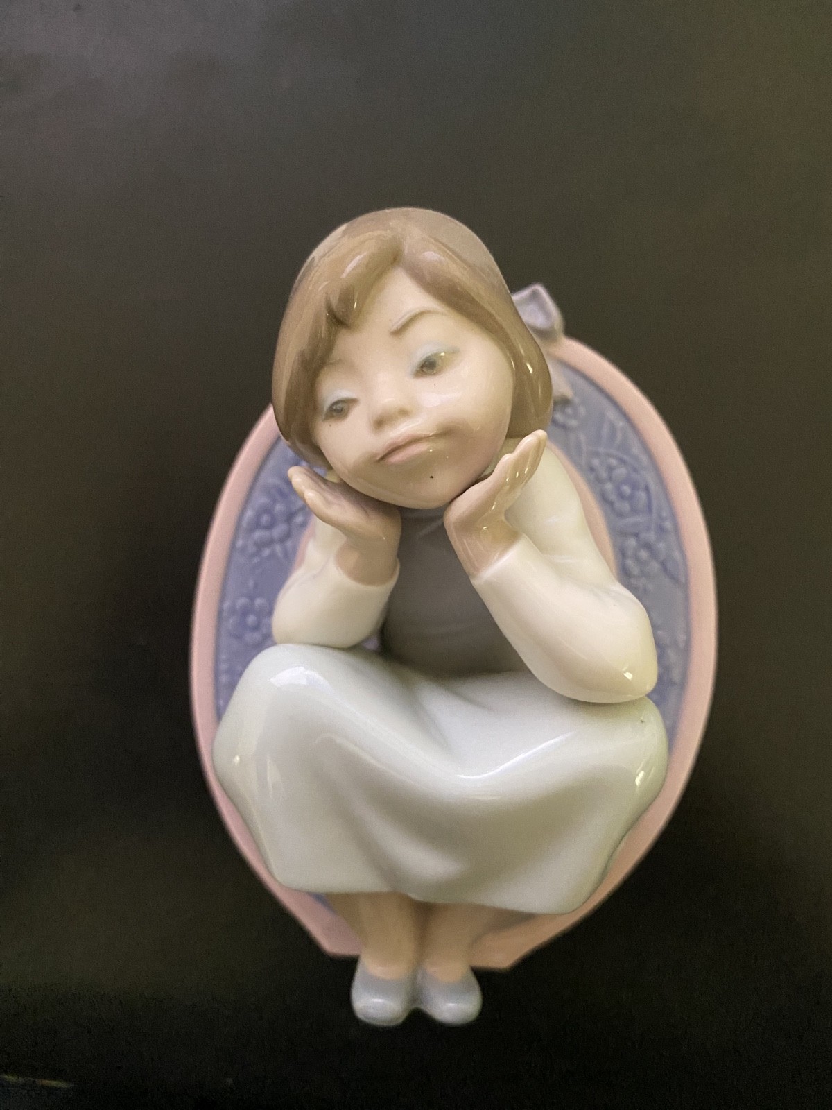LLADRO Vintage Alphabet Girl Figurine, Letter O