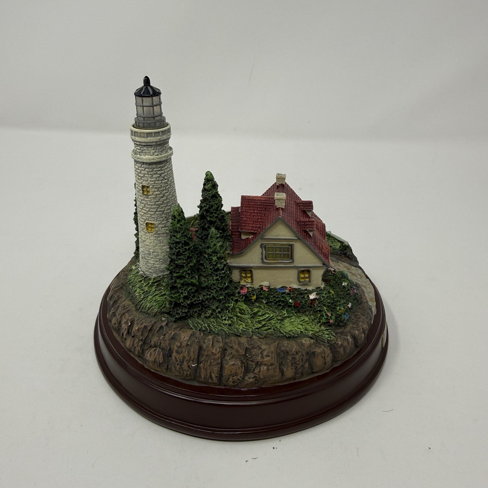 Vintage 1999 Thomas Kinkade Battery Lighted Lighthouse – Clearing Storms
