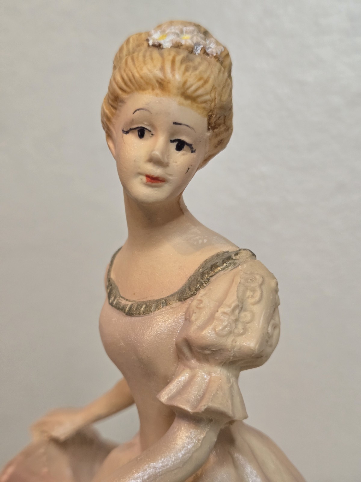 Homco Masterpiece Collection Lady Caroline Figurine Signed Stamped Plastic 1993