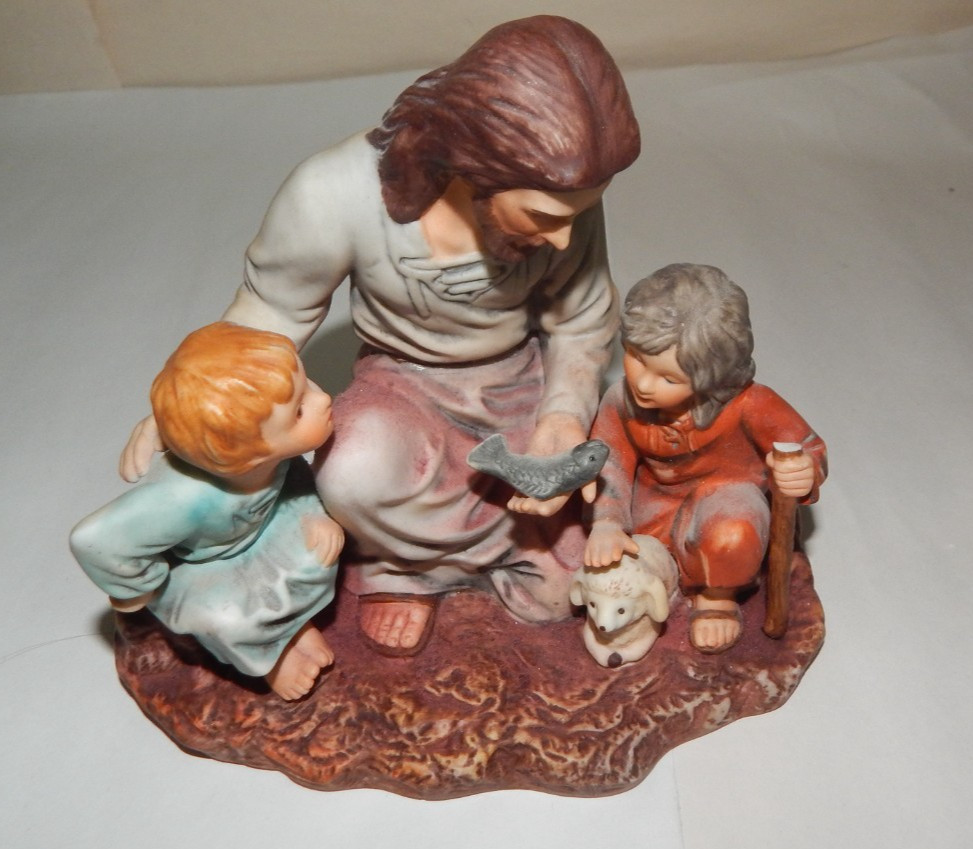 1983 HOMCO Jesus the Fisherman MASTERPIECE PORCELAIN Figurine Children Fish READ