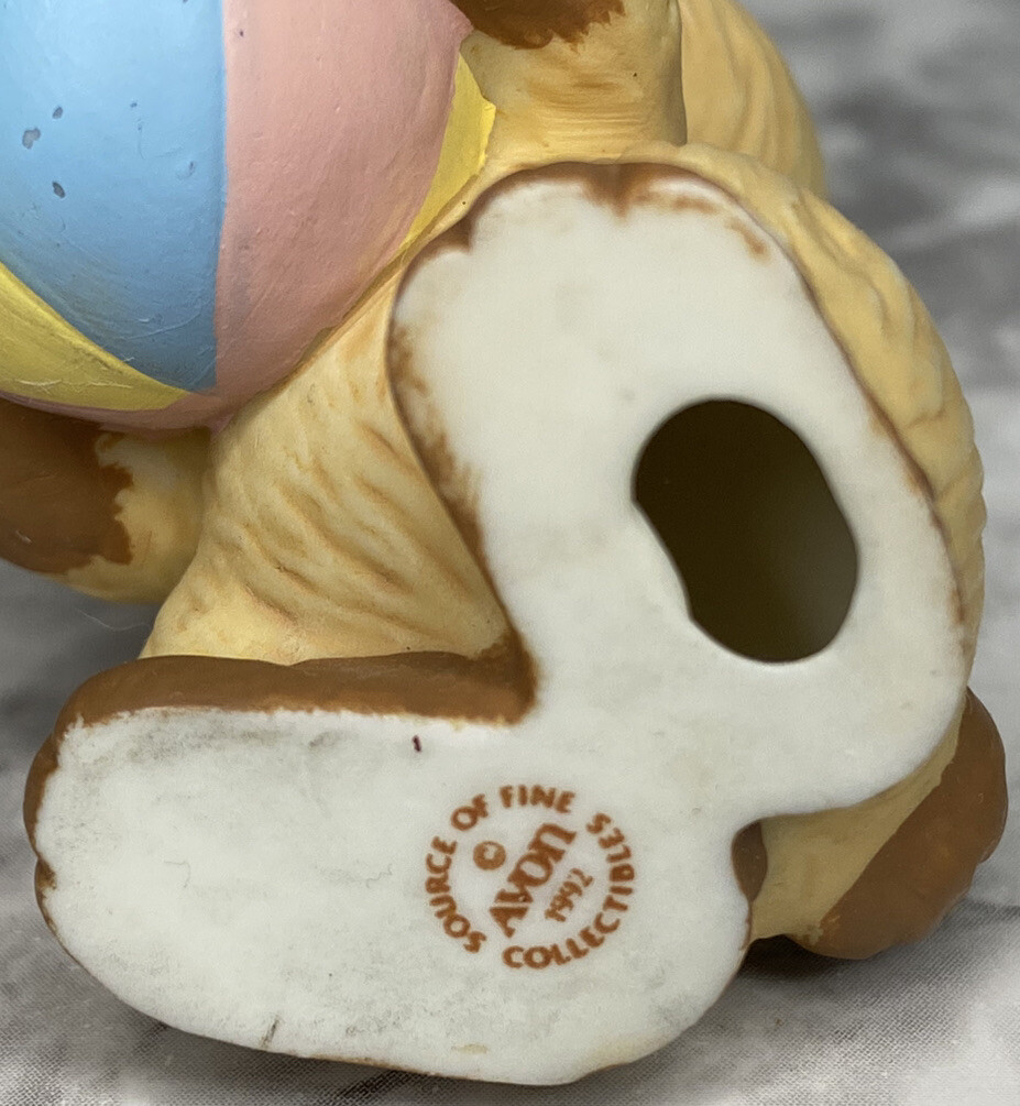Vintage 1992 Avon Beige & Brown Puppy with Beach Ball Figurine Collectibles