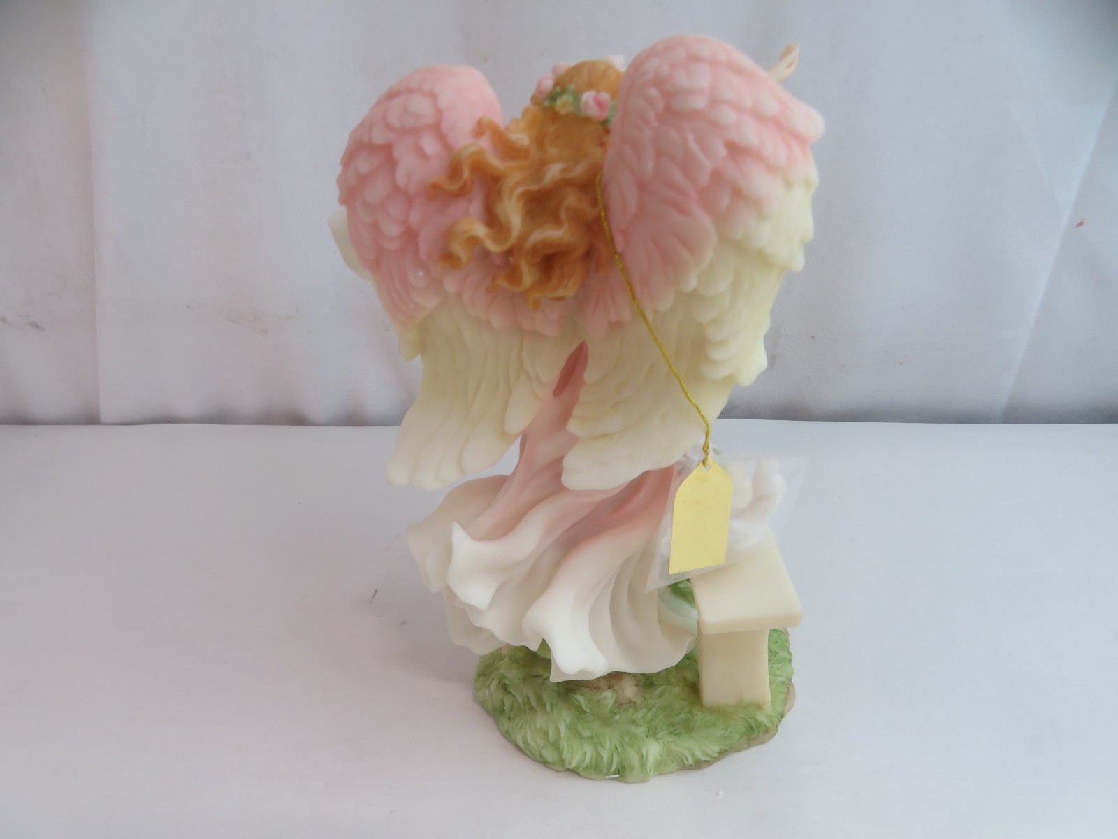 SERAPHIM CLASSICS Amanda Sharing The Spirit Item#81530 7.5”