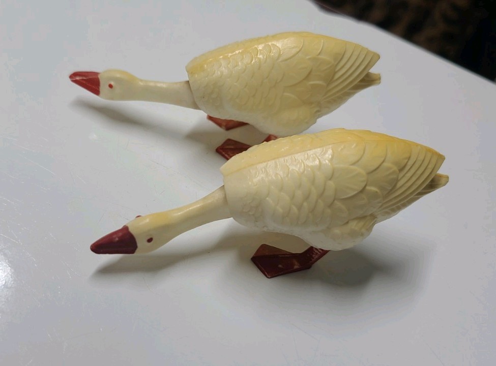 Vintage White Goose Figurine Red Beak & Feet Bobblehead by S.A. Reider & Co