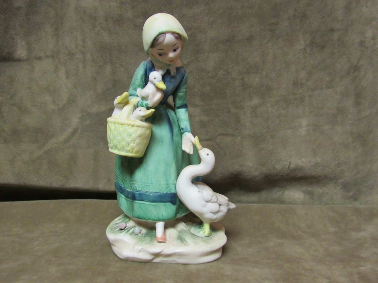 Hand Painted Lefton Porcelain Japan Lady with Ducks/Birds and Basket Figurine