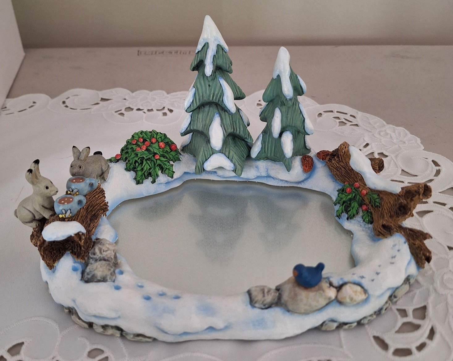 Goebel Hummelscape Icy Adventure 1039-D Winter Display Scene Pond Base 1999