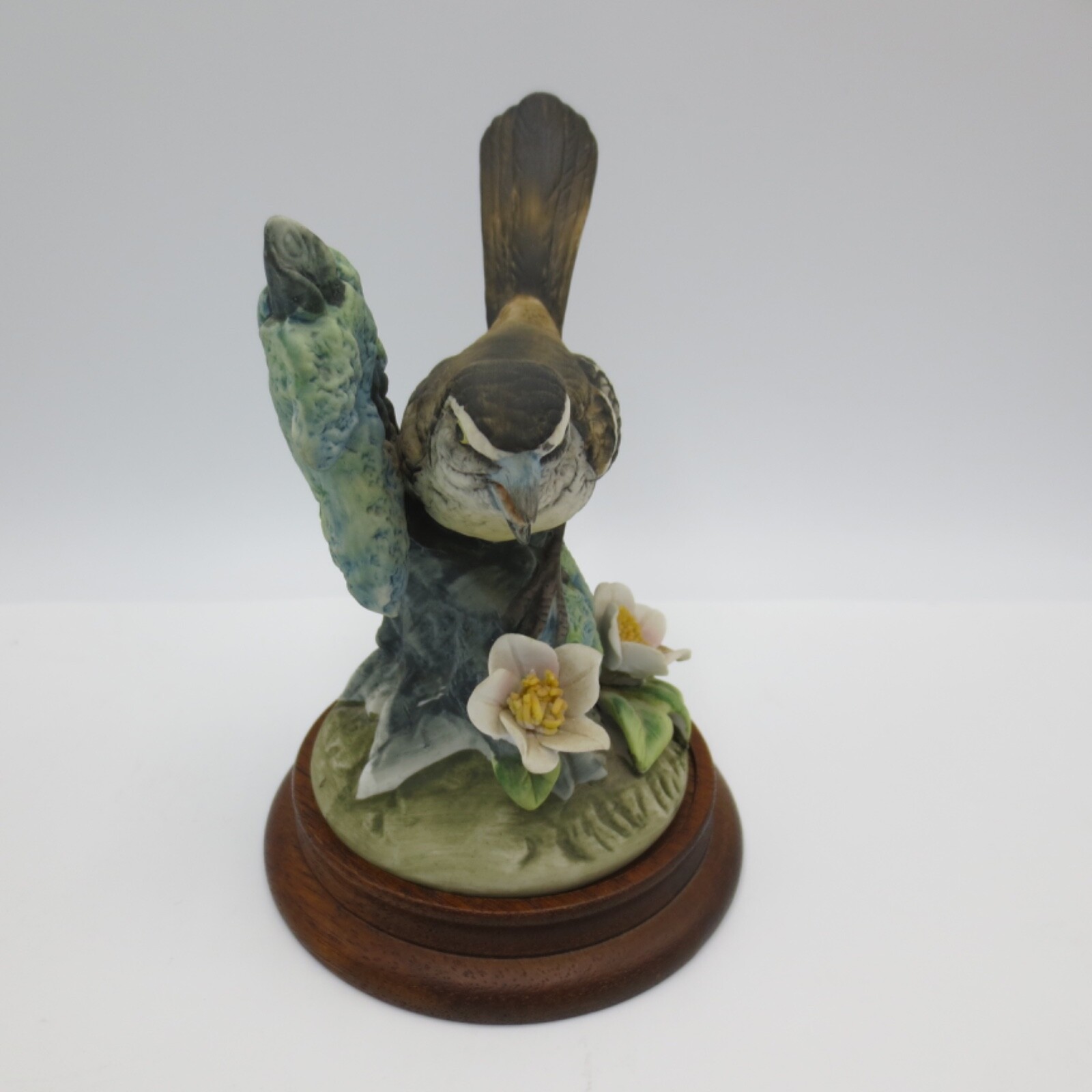 The Gallery Birds by Gorham Mockingbird Figurine 6” With Wood Base