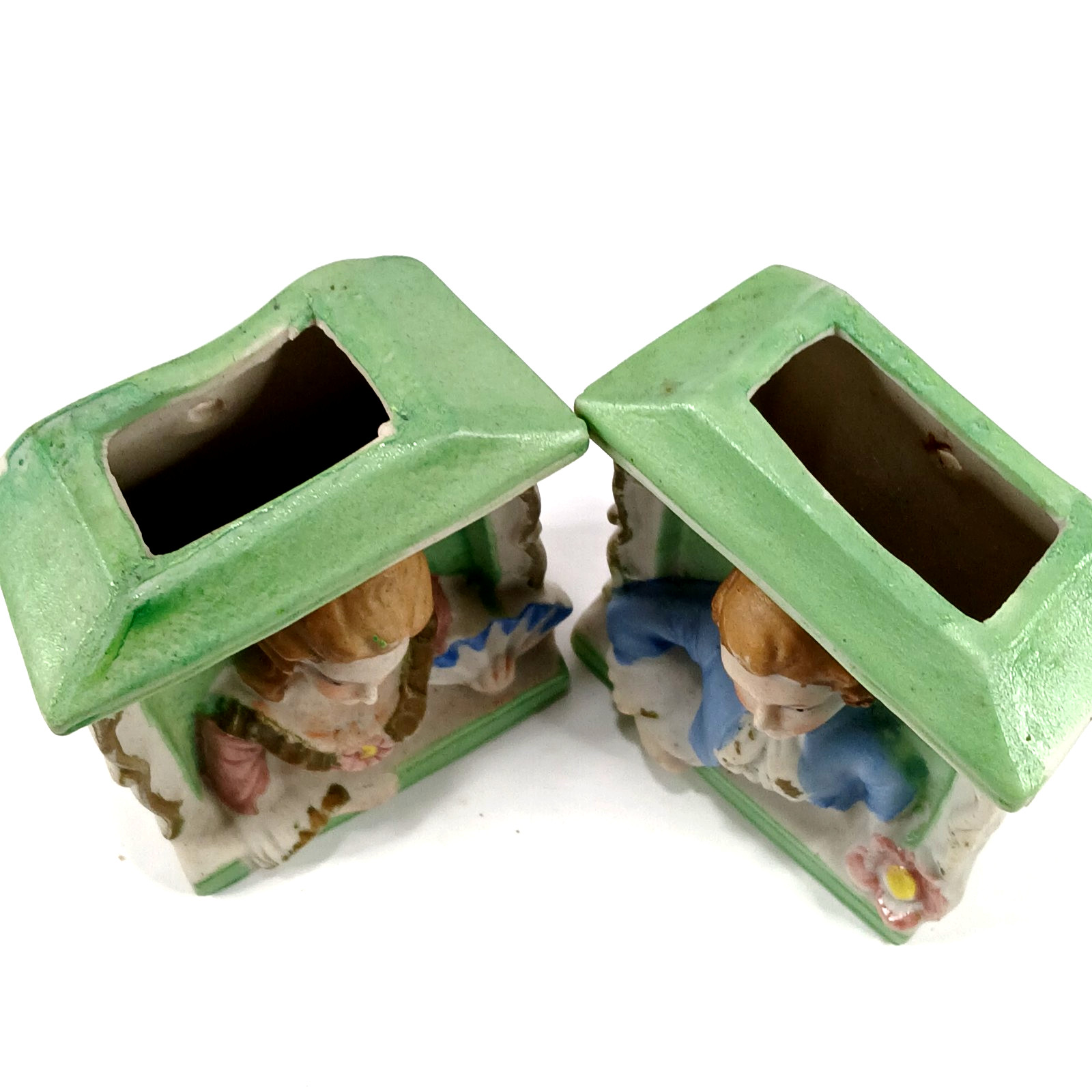 Occupied Japan Mini Wall Pockets Victorian Couple in Windows Ceramic 3.75″
