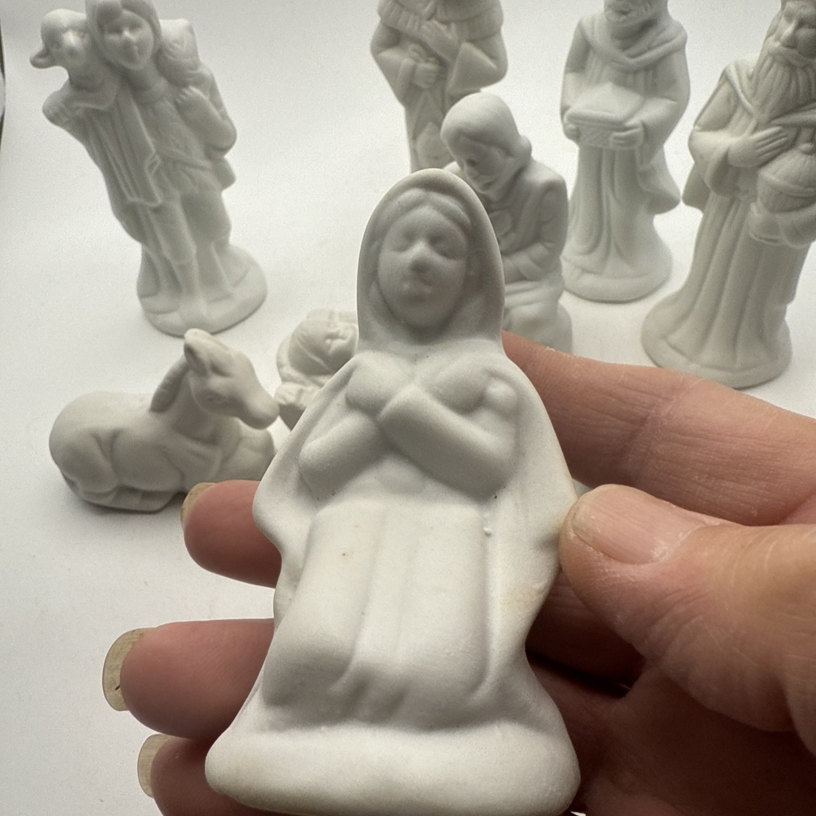 Vtg Santa’s Collection 10 pc White Bisque Porcelain Christmas Nativity Set