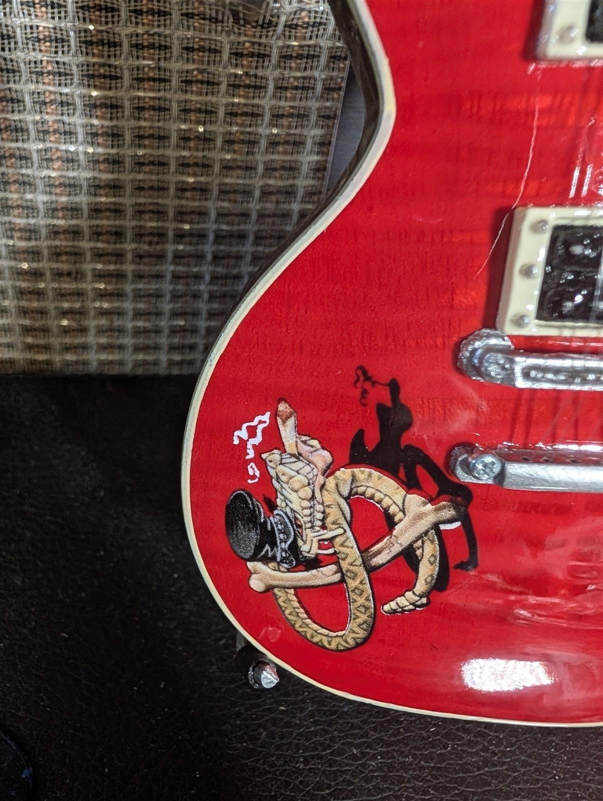 SLASH – Gibson Les Paul Snakepit Cherry 1:4 Scale Replica Guitar ~Axe Heaven~