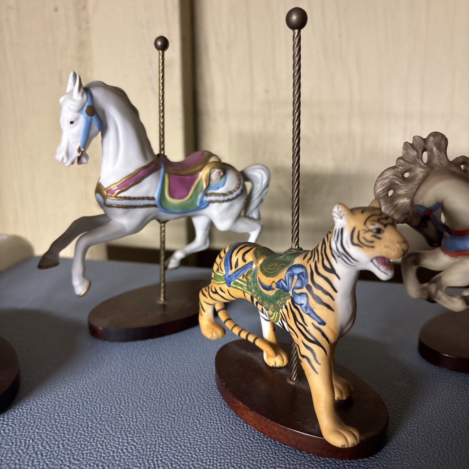 FRANKLIN MINT TREASURY OF CAROUSEL ART 1988 SET OF 6 ANIMALS