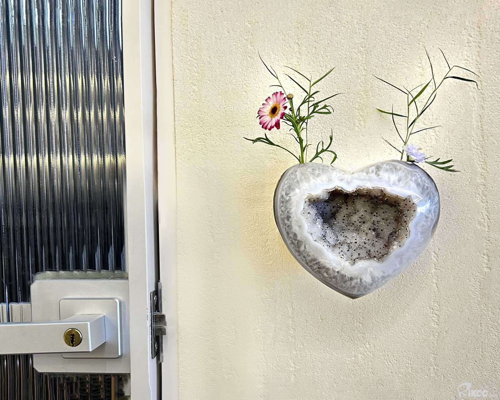 4.9″ Agate Geode Hand Carved Crystal Heart Sculpture, Crystal Healing