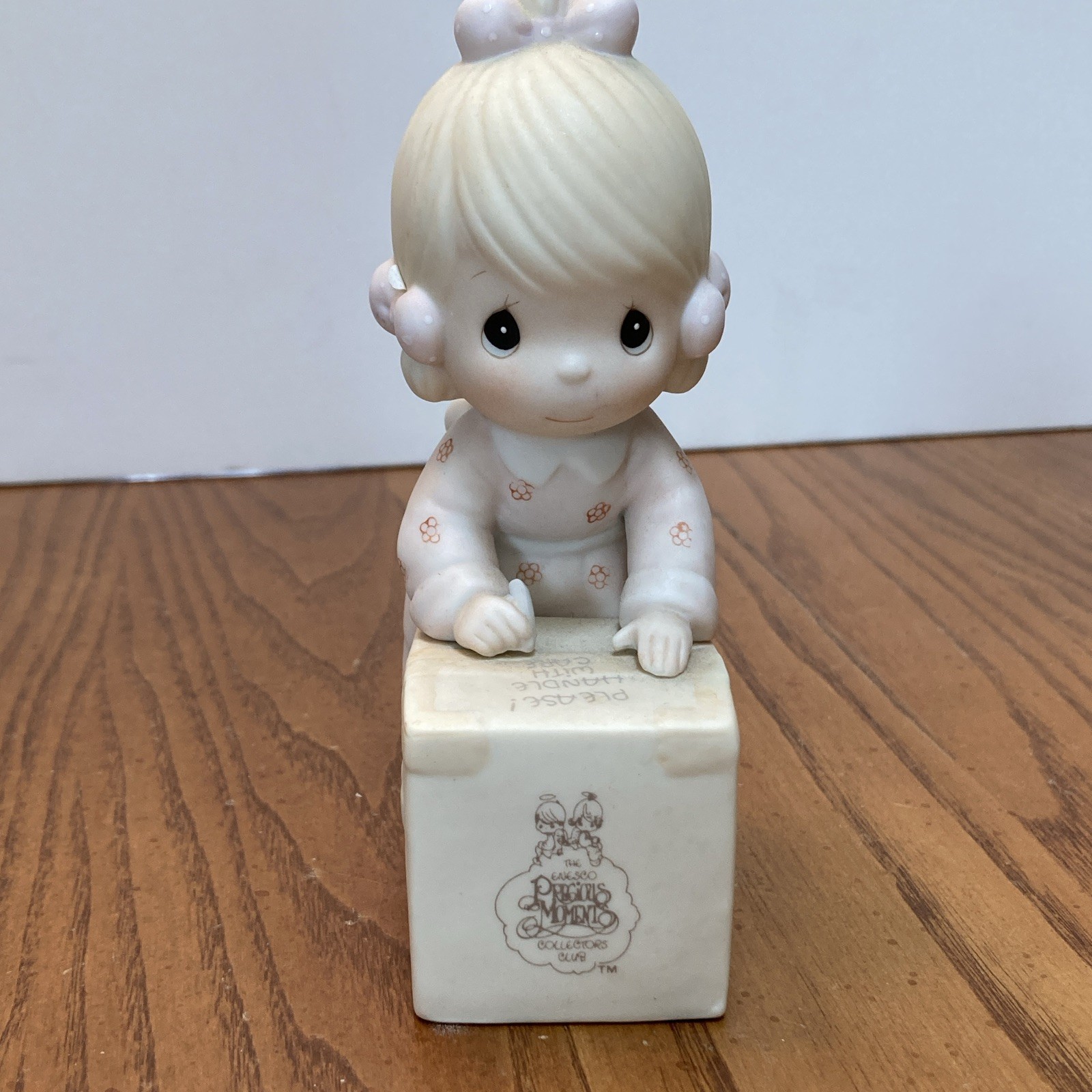 Precious Moments Sharing Is Universal Porcelain Figurine 1987 Unboxed