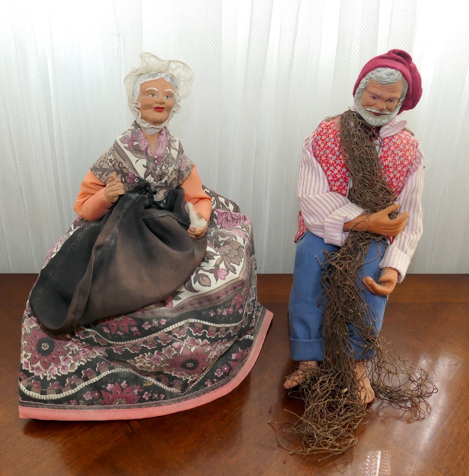 Vintage French Santon De Provence Hand Painted Terracotta Old Couple 2 Figurines
