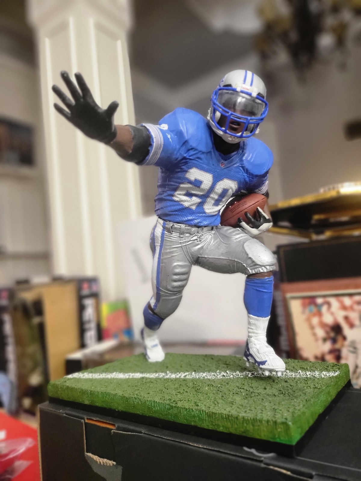 Custom Made Barry Sanders #20 Detroit Lions Figure With Turf Base 12″